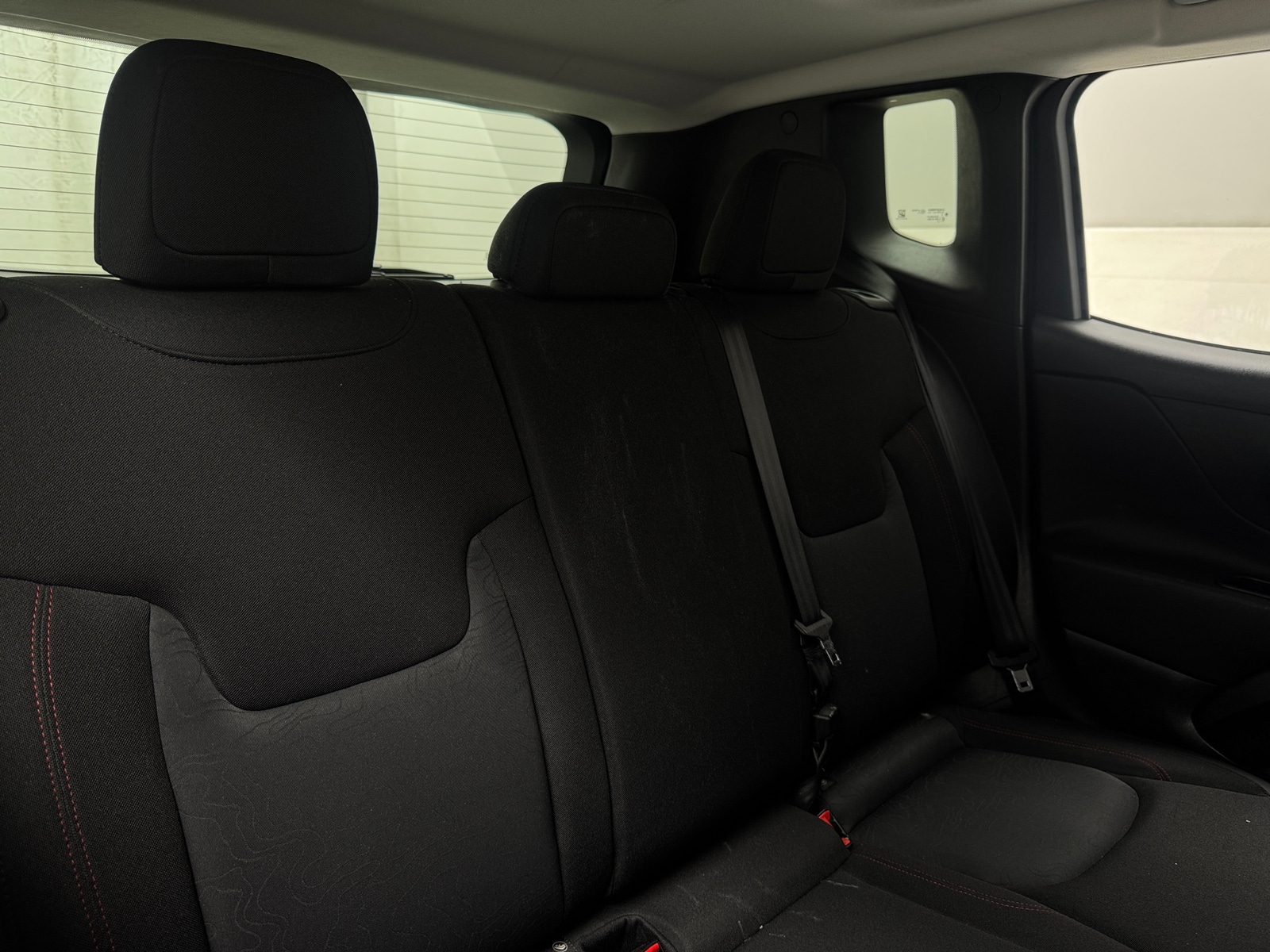 Thumbnail: 2016 Jeep Renegade - 6