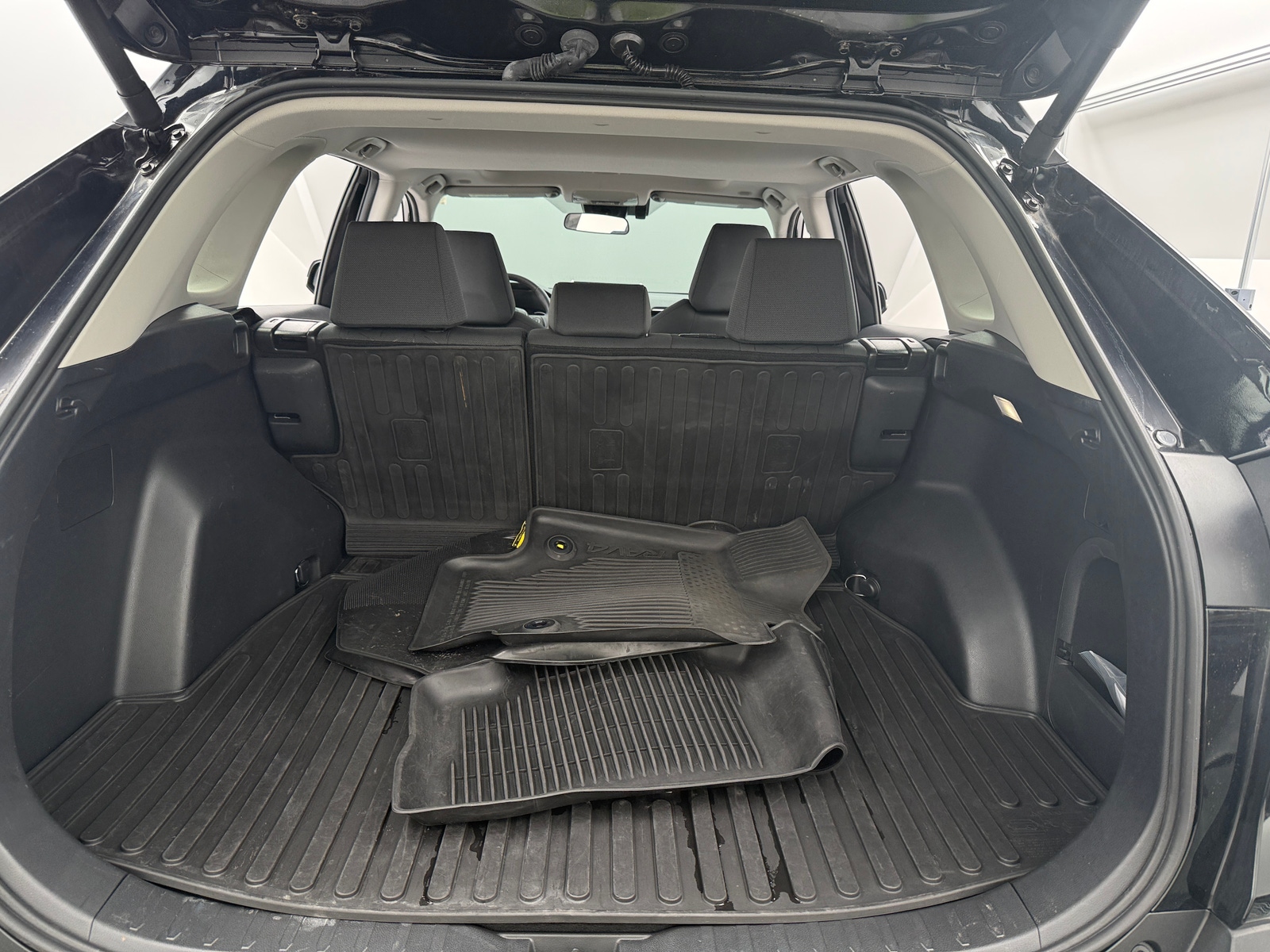 Thumbnail: 2024 Toyota RAV4 - 7