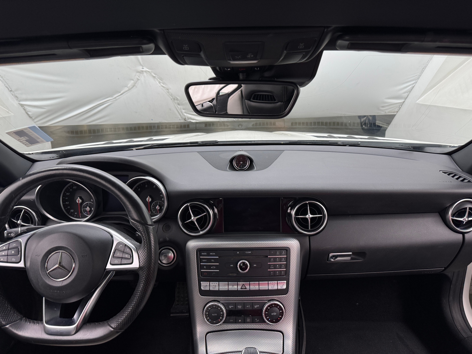 Thumbnail: 2017 Mercedes-Benz SLC - 2