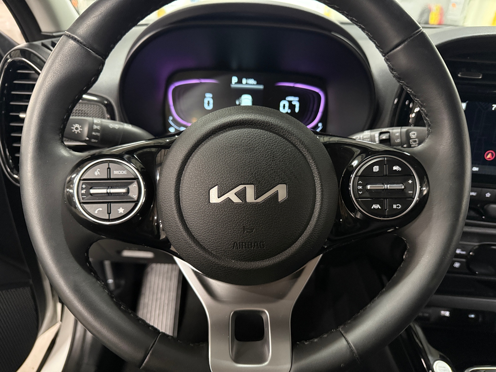 Thumbnail: 2023 Kia Soul - 5