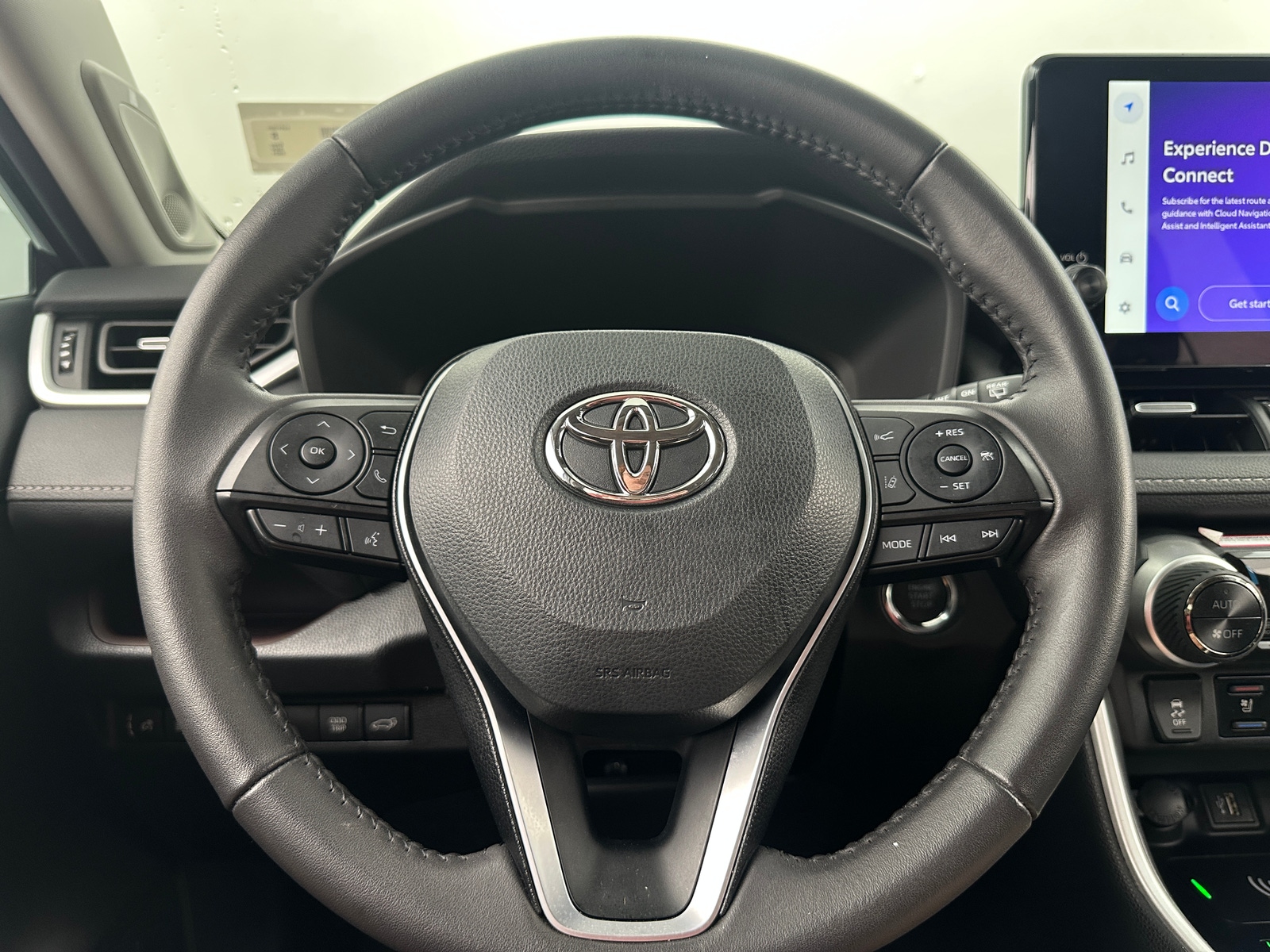 Thumbnail: 2024 Toyota RAV4 - 4