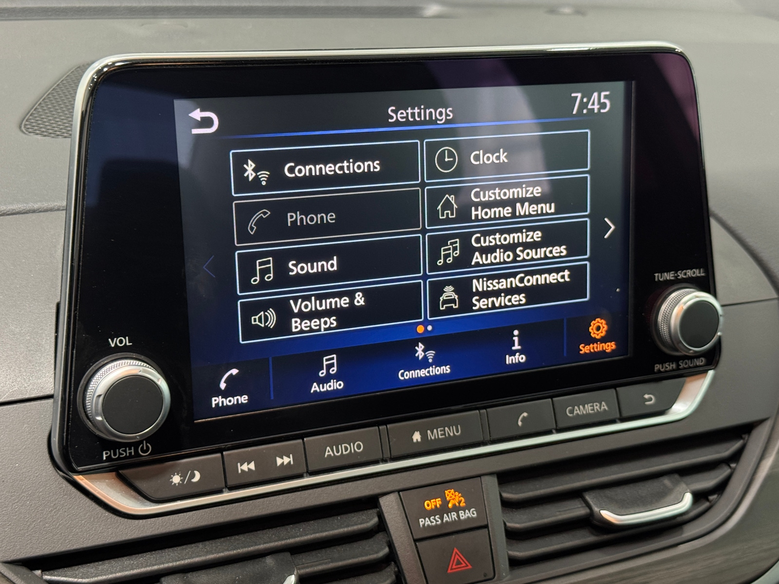 Thumbnail: 2025 Nissan Altima - 4