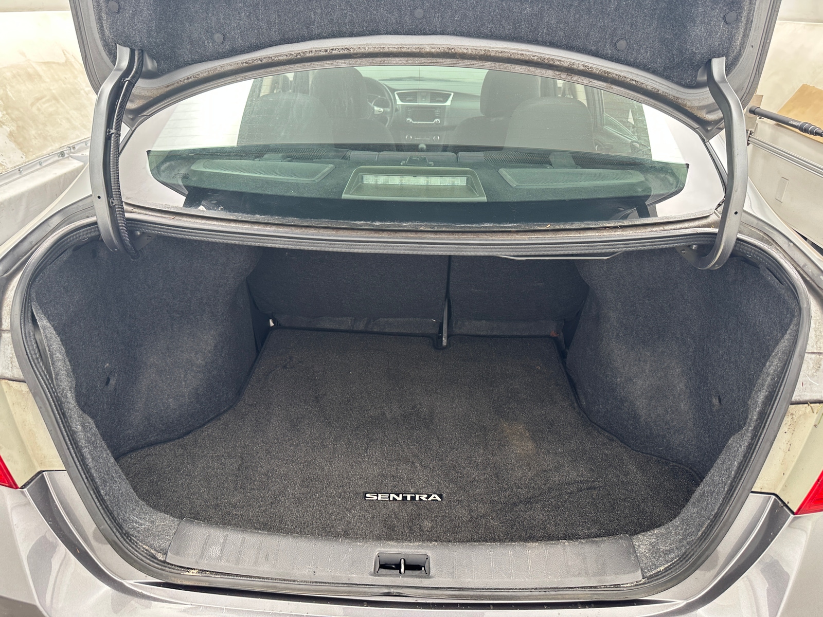 Thumbnail: 2018 Nissan Sentra - 7