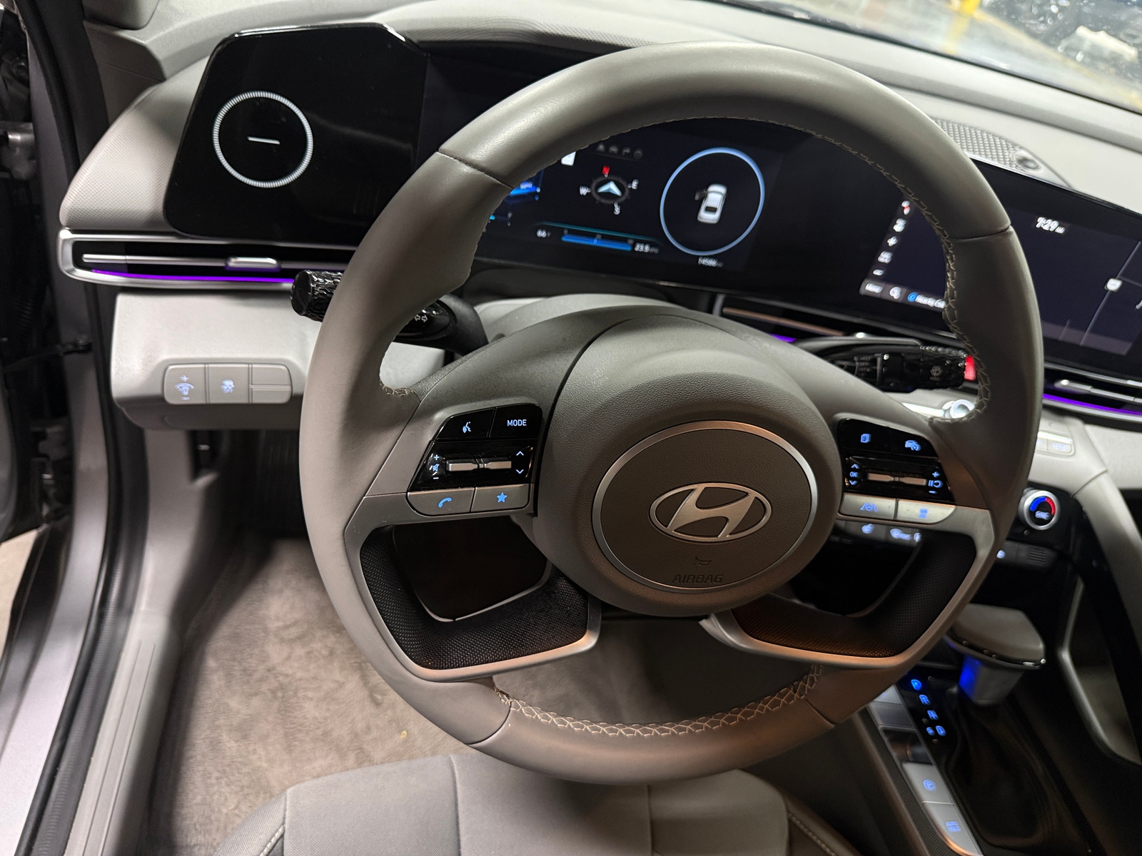 Thumbnail: 2025 Hyundai Elantra - 5