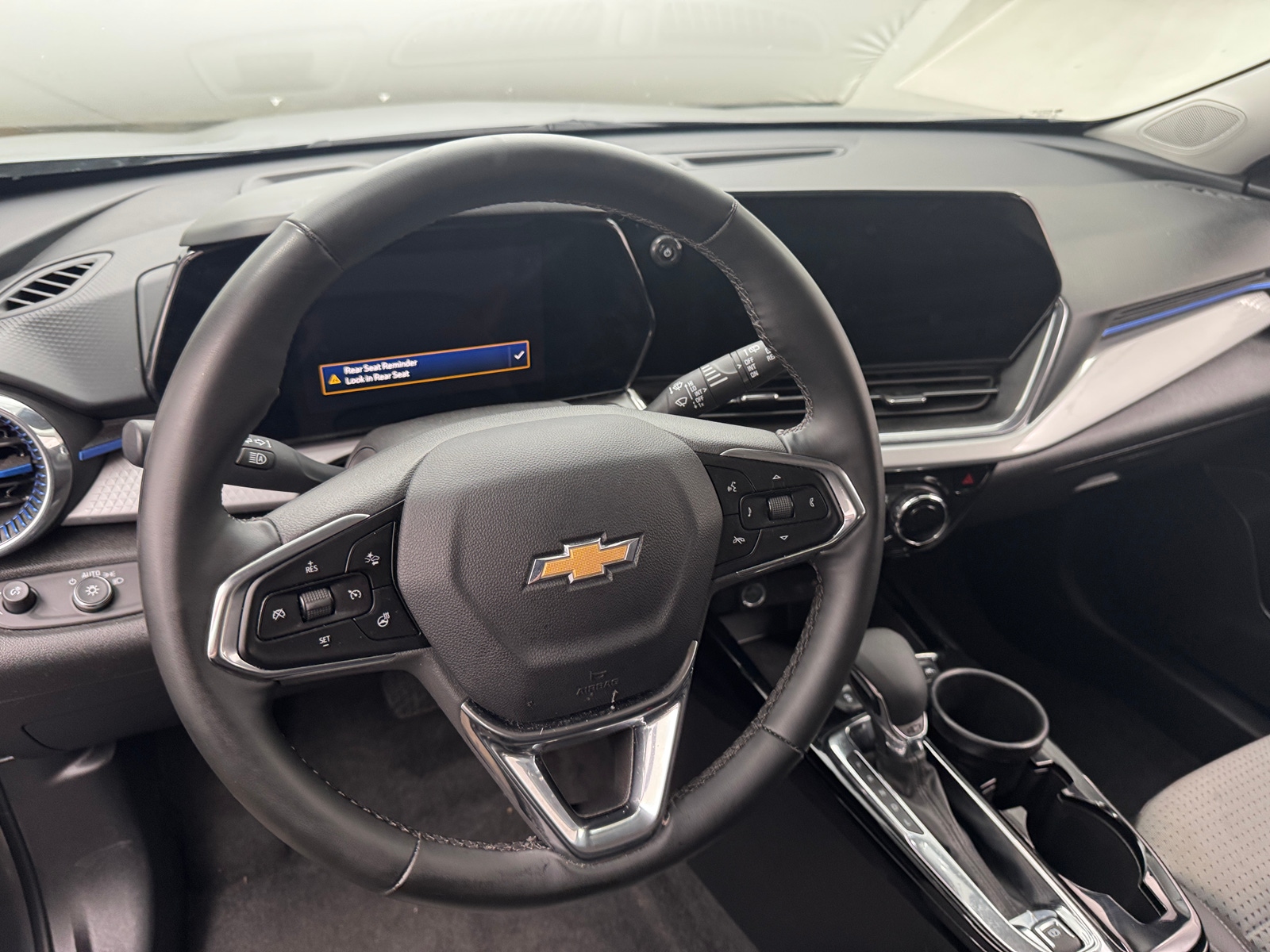 Thumbnail: 2025 Chevrolet Trax - 5