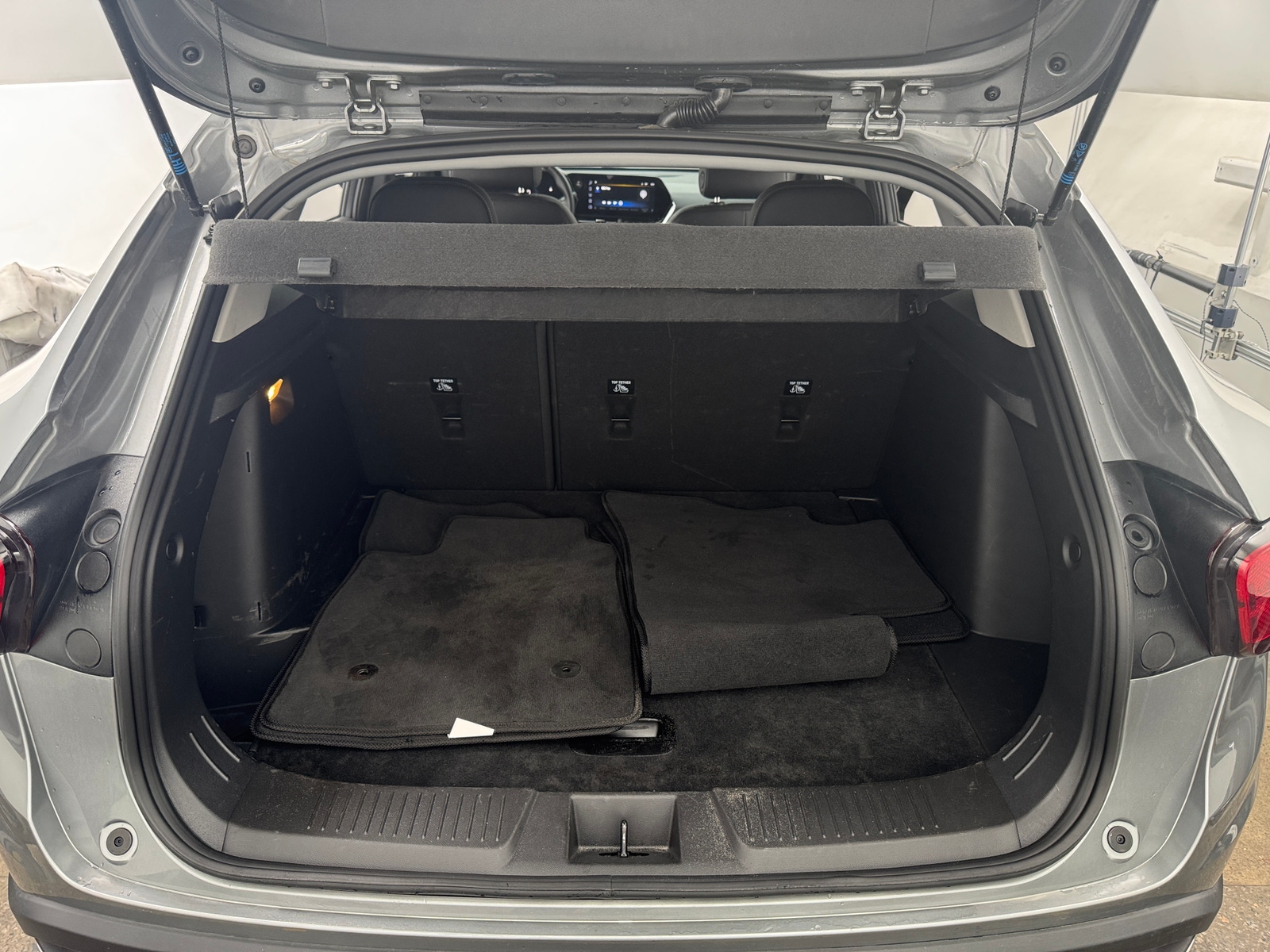 Thumbnail: 2025 Chevrolet Trax - 7