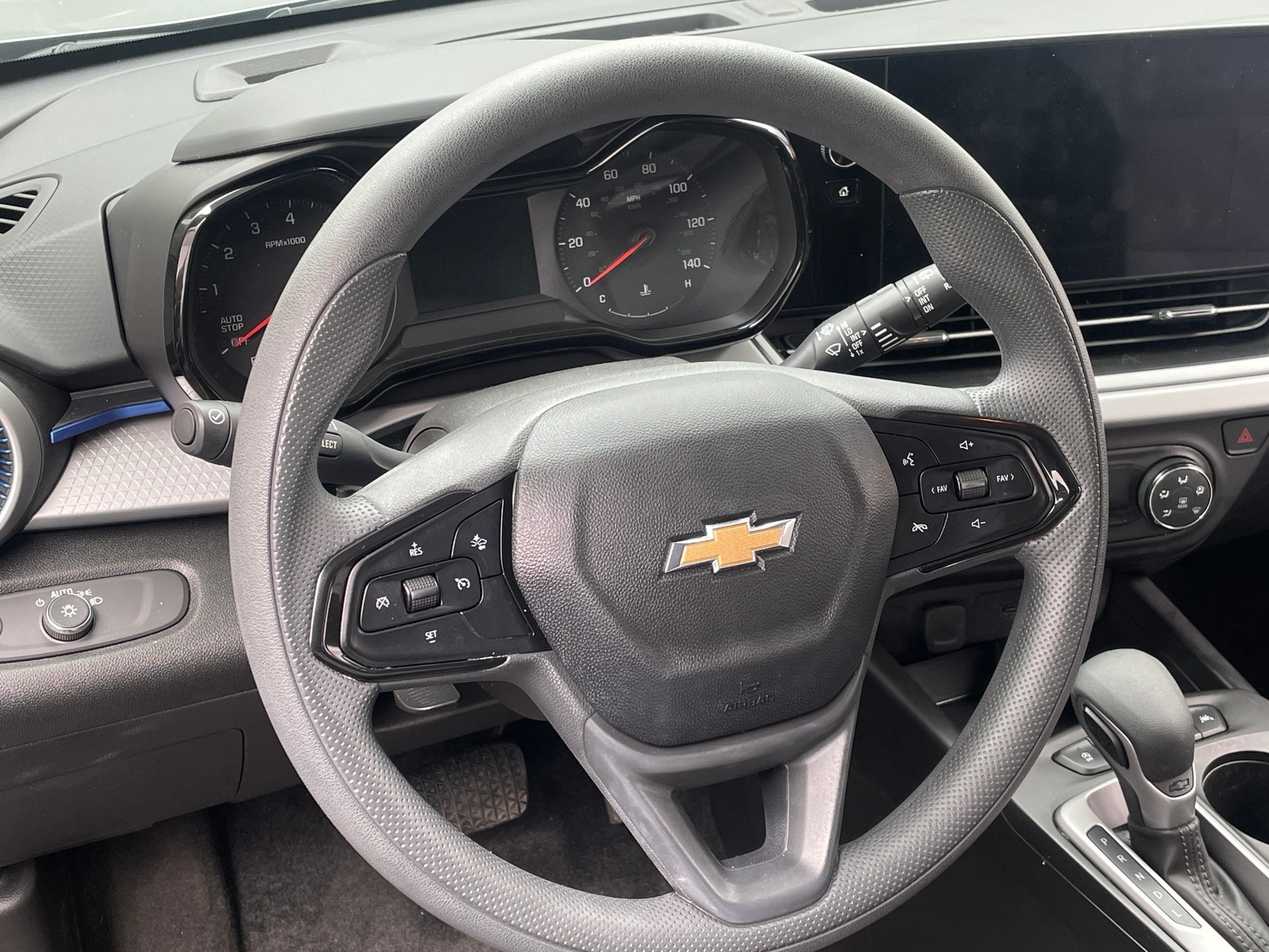 Thumbnail: 2025 Chevrolet Trax - 5