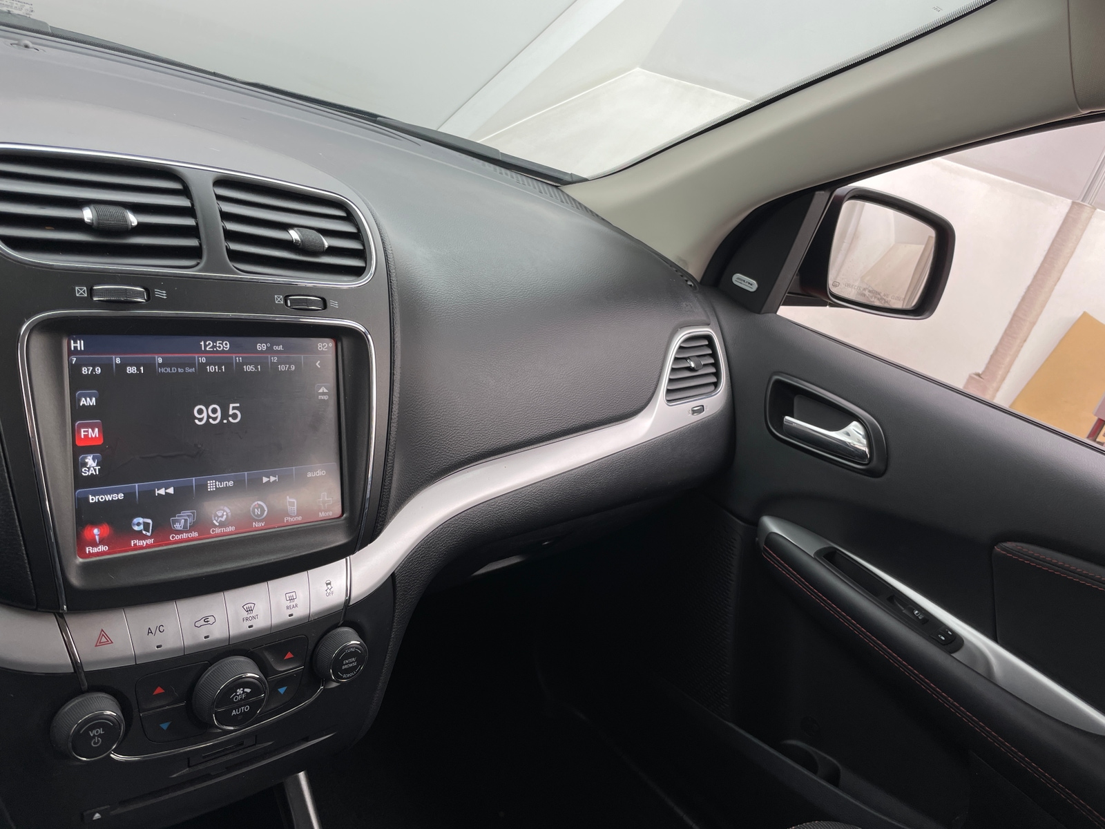 Thumbnail: 2019 Dodge Journey - 3