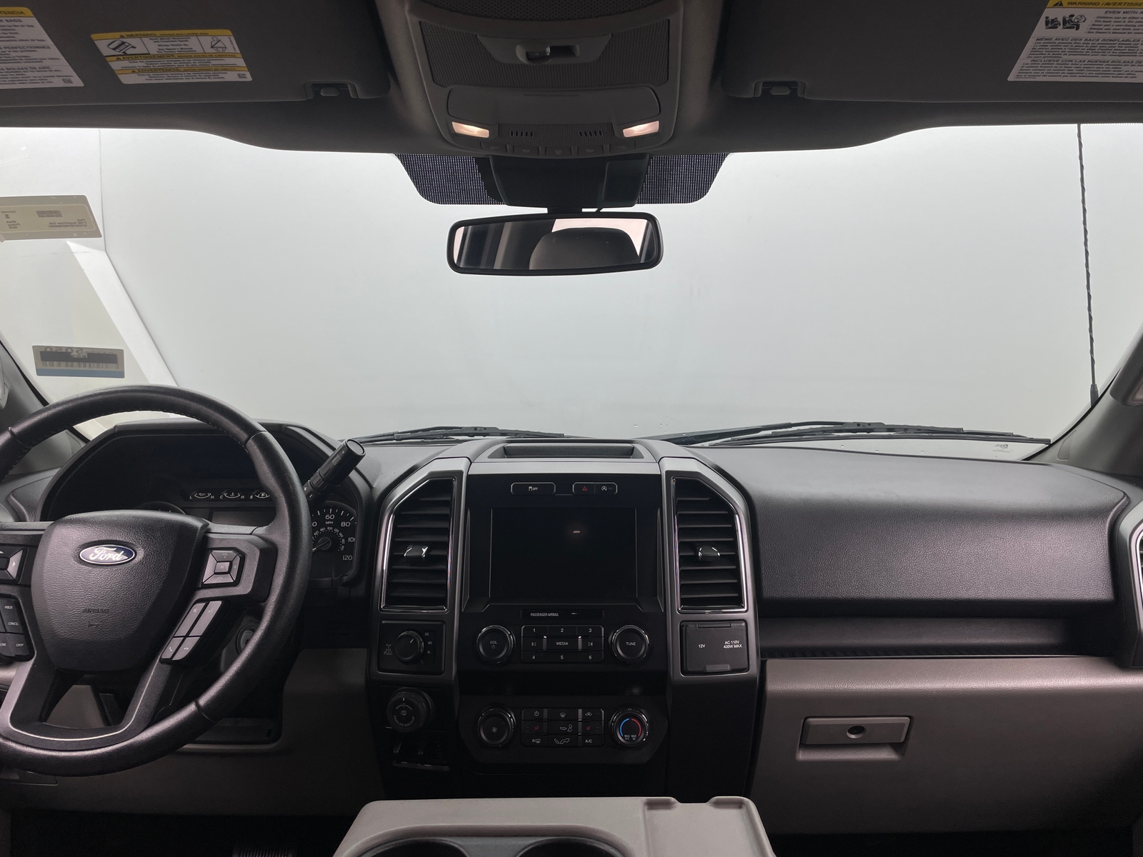 Thumbnail: 2019 Ford Econoline - 3