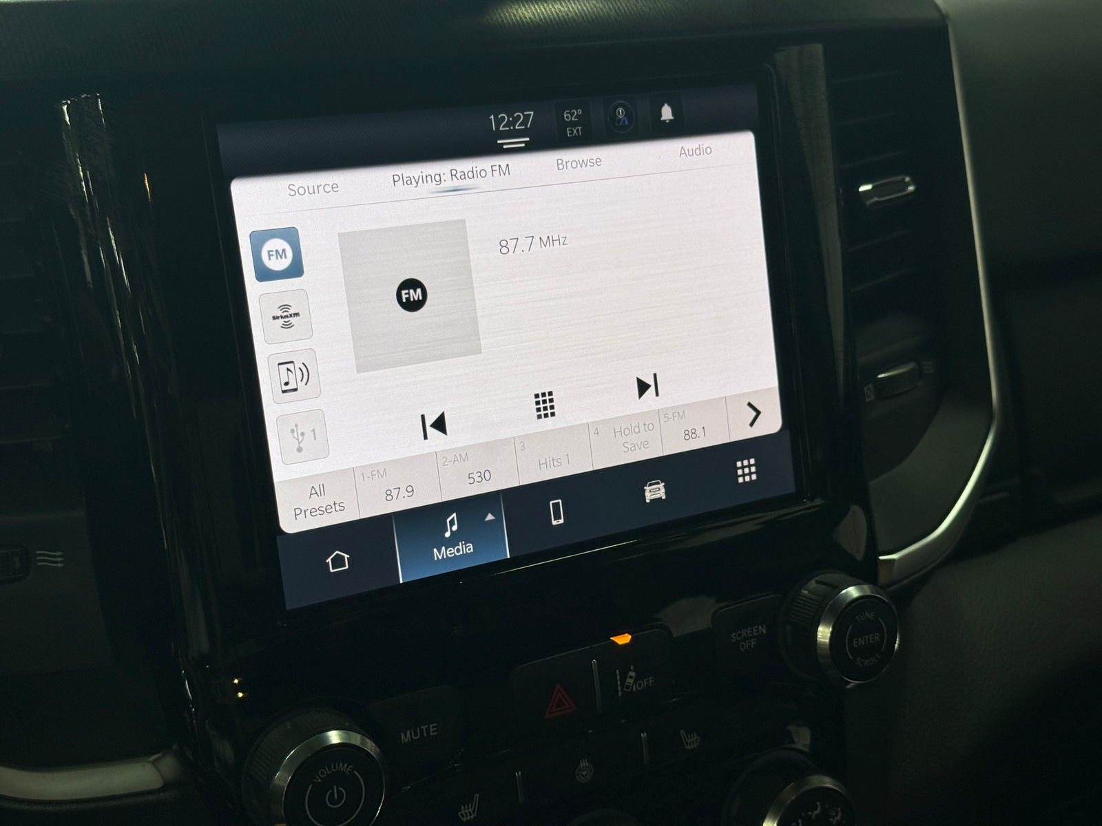 Thumbnail: 2025 RAM 1500 - 4