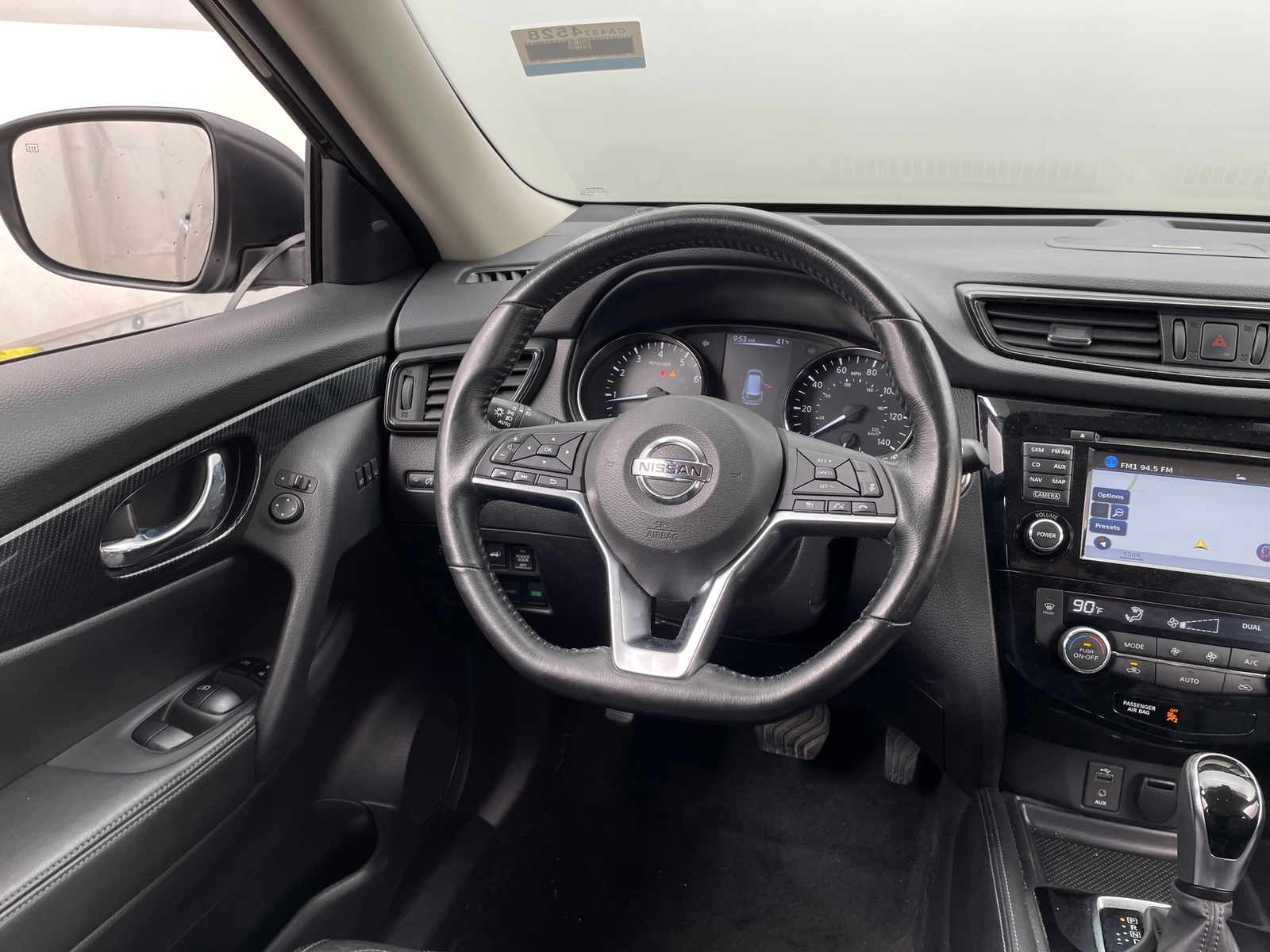 Thumbnail: 2017 Nissan Rogue - 4