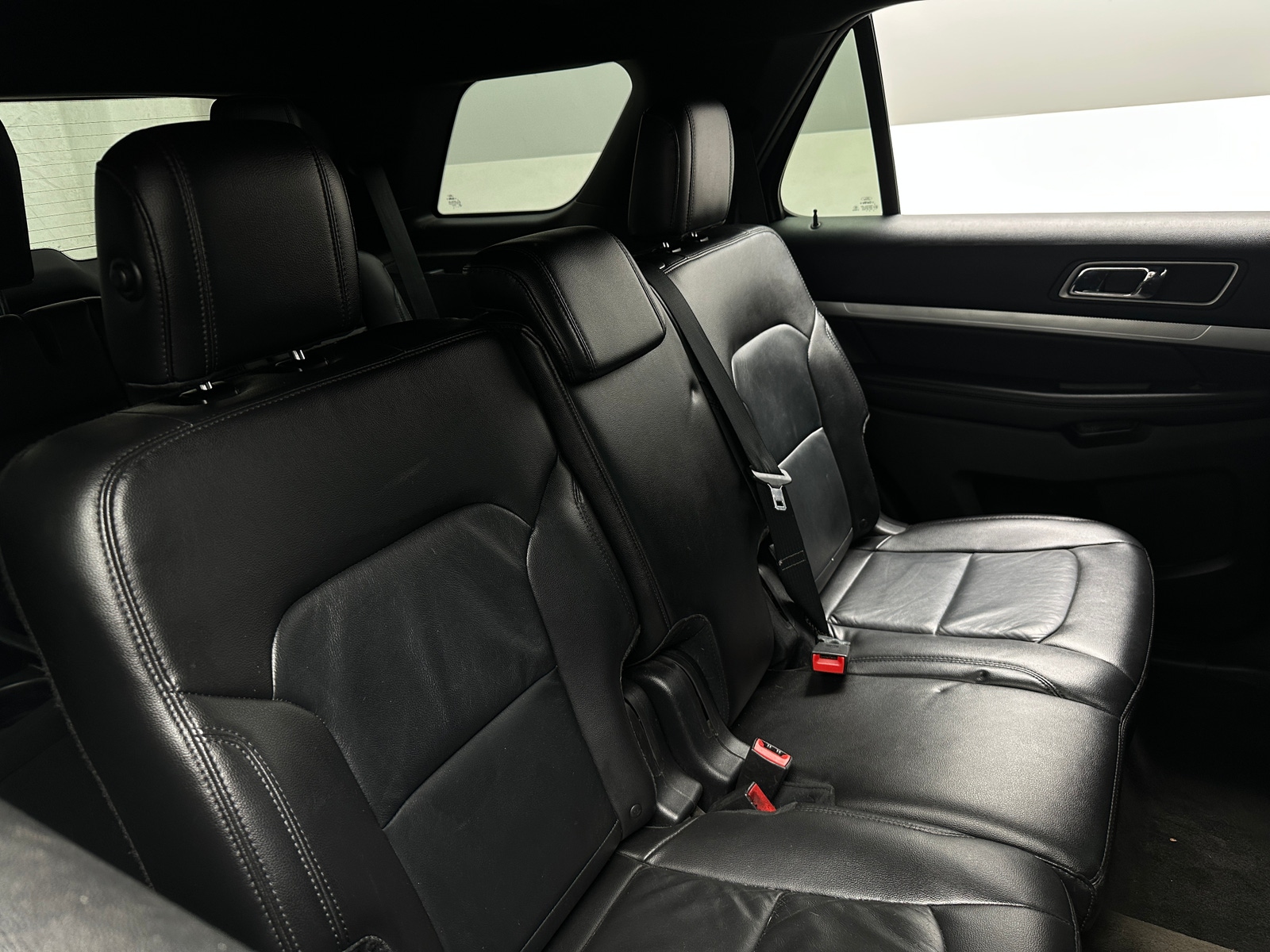 Thumbnail: 2017 Ford Explorer - 5