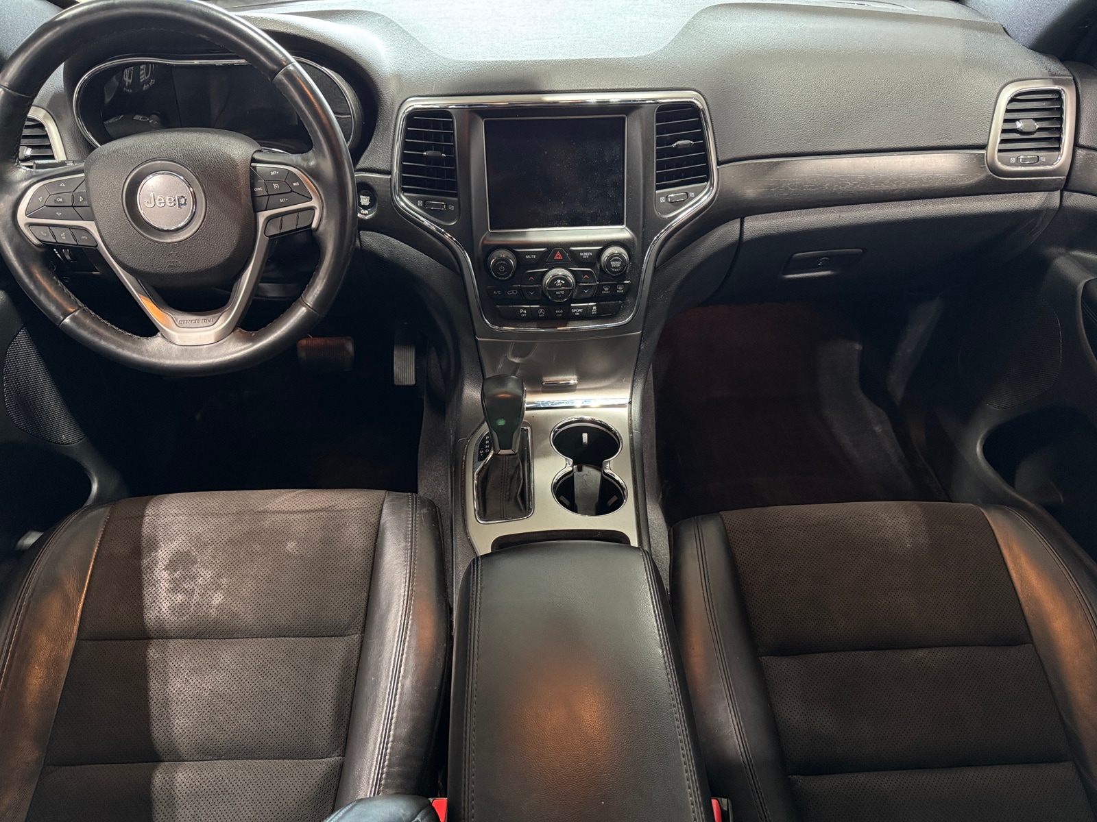 Thumbnail: 2018 Jeep Grand Cherokee - 3