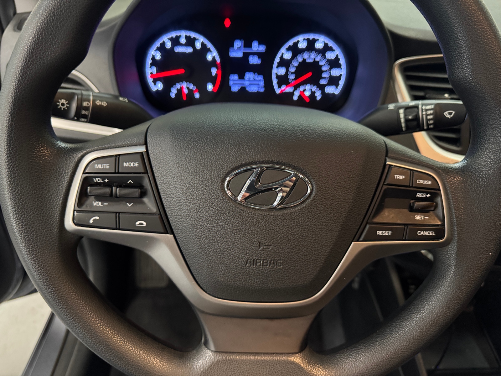 Thumbnail: 2018 Hyundai Accent - 5