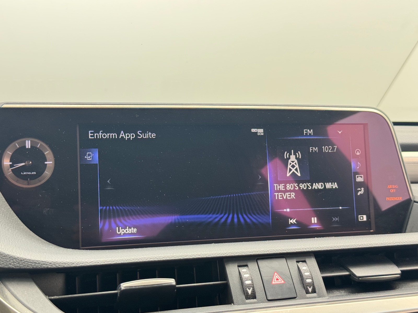 Thumbnail: 2021 Lexus ES - 3