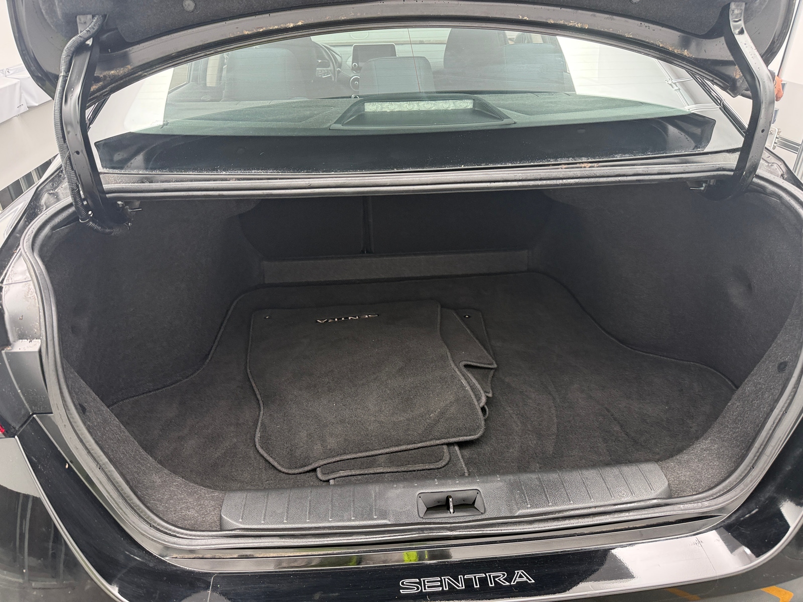 Thumbnail: 2023 Nissan Sentra - 7