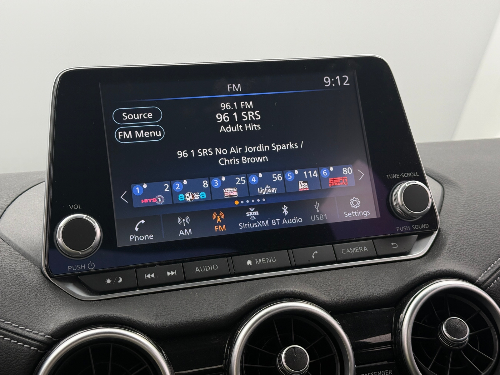 Thumbnail: 2023 Nissan Sentra - 4