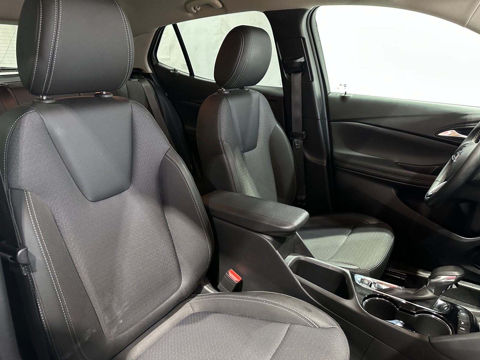 Thumbnail: 2025 Buick Encore GX - 2