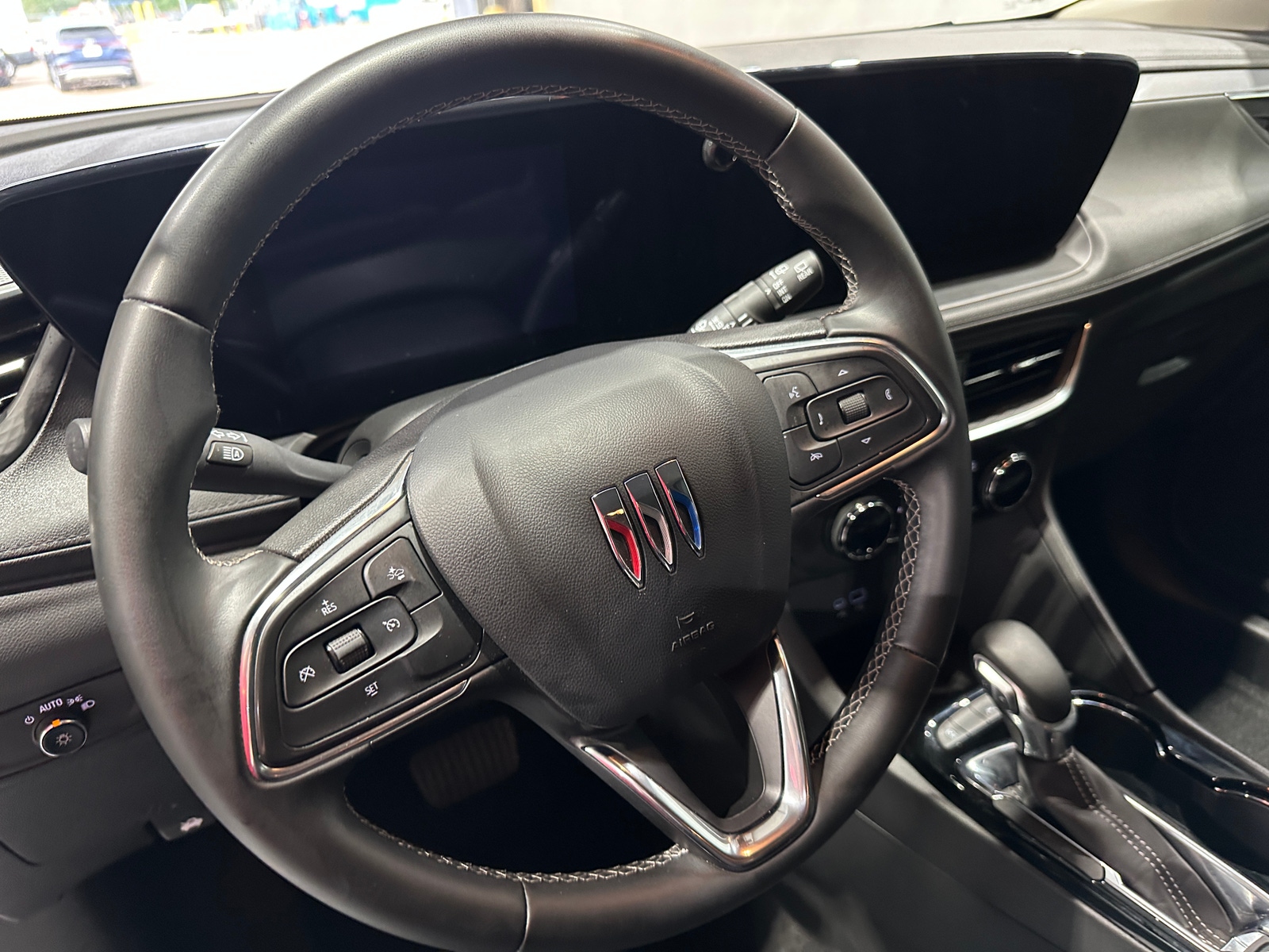 Thumbnail: 2025 Buick Encore GX - 5