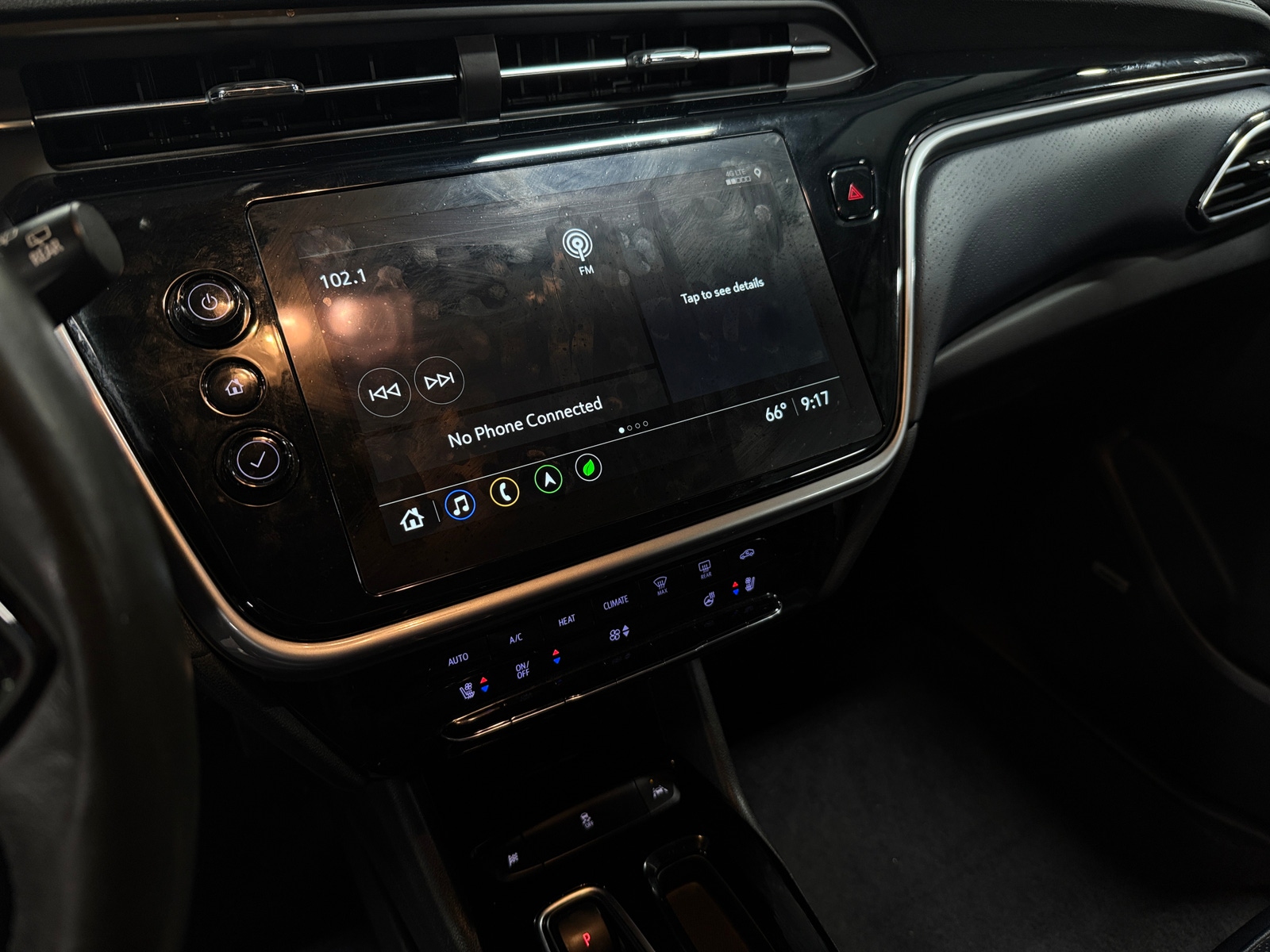 Thumbnail: 2023 Chevrolet Bolt EUV - 3