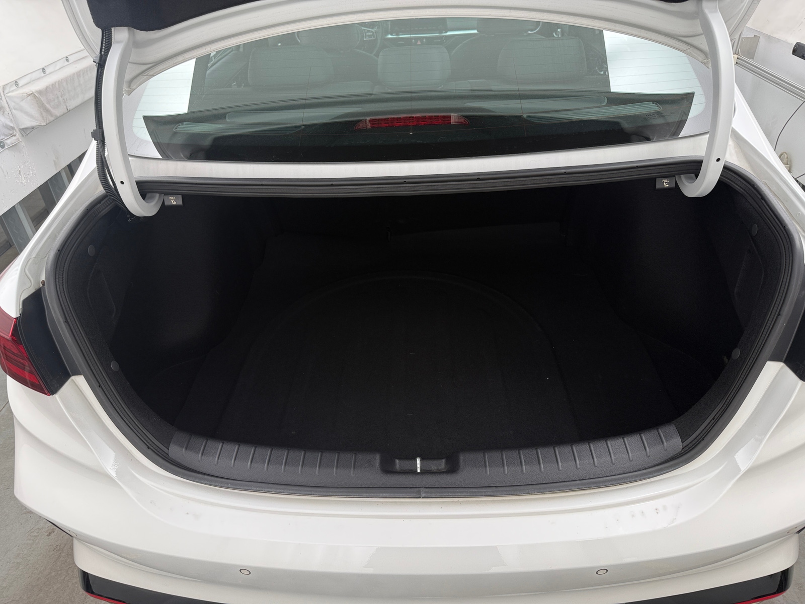 Thumbnail: 2024 Kia Forte - 6