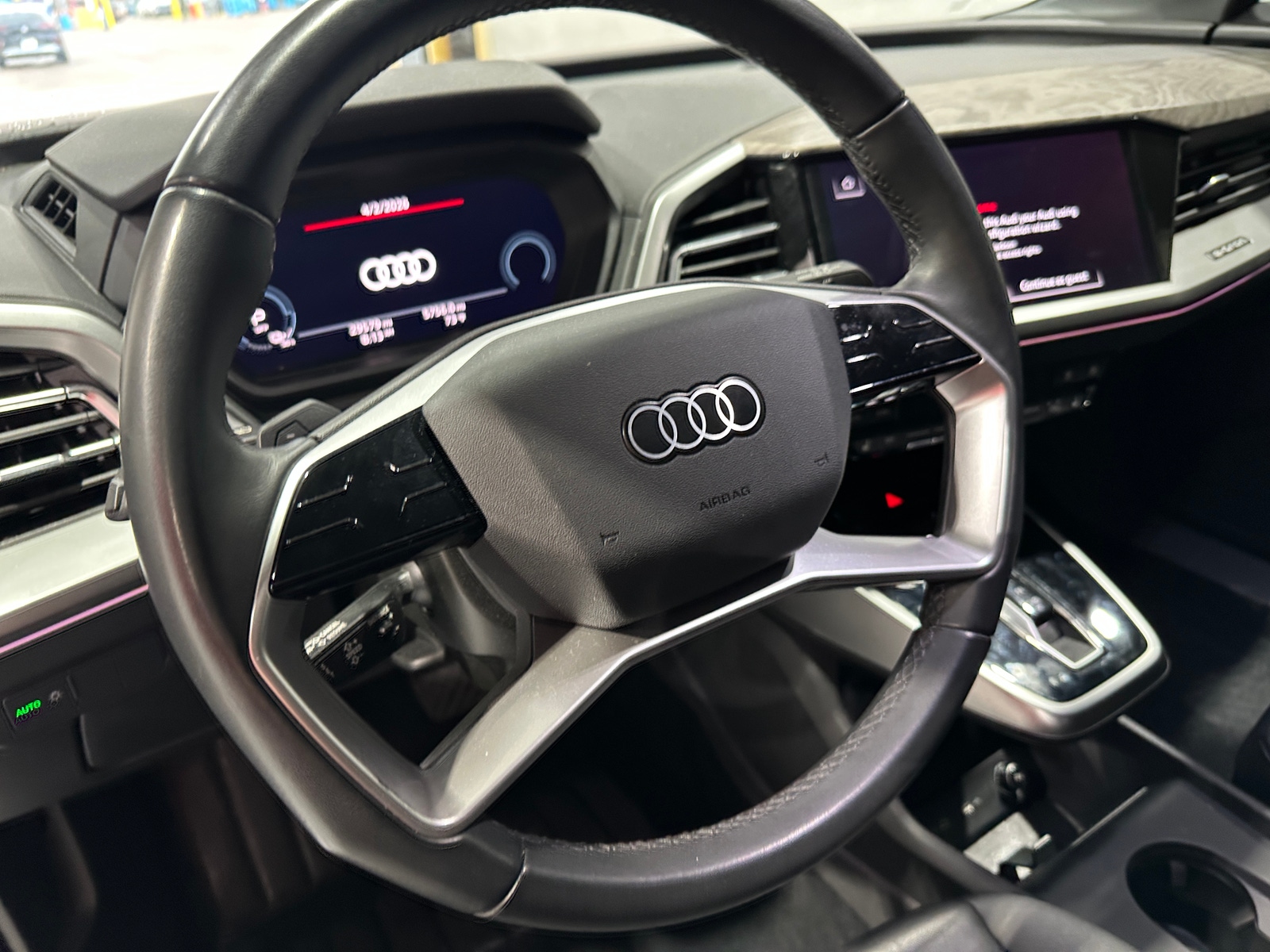 Thumbnail: 2023 Audi Q4 e-tron - 4