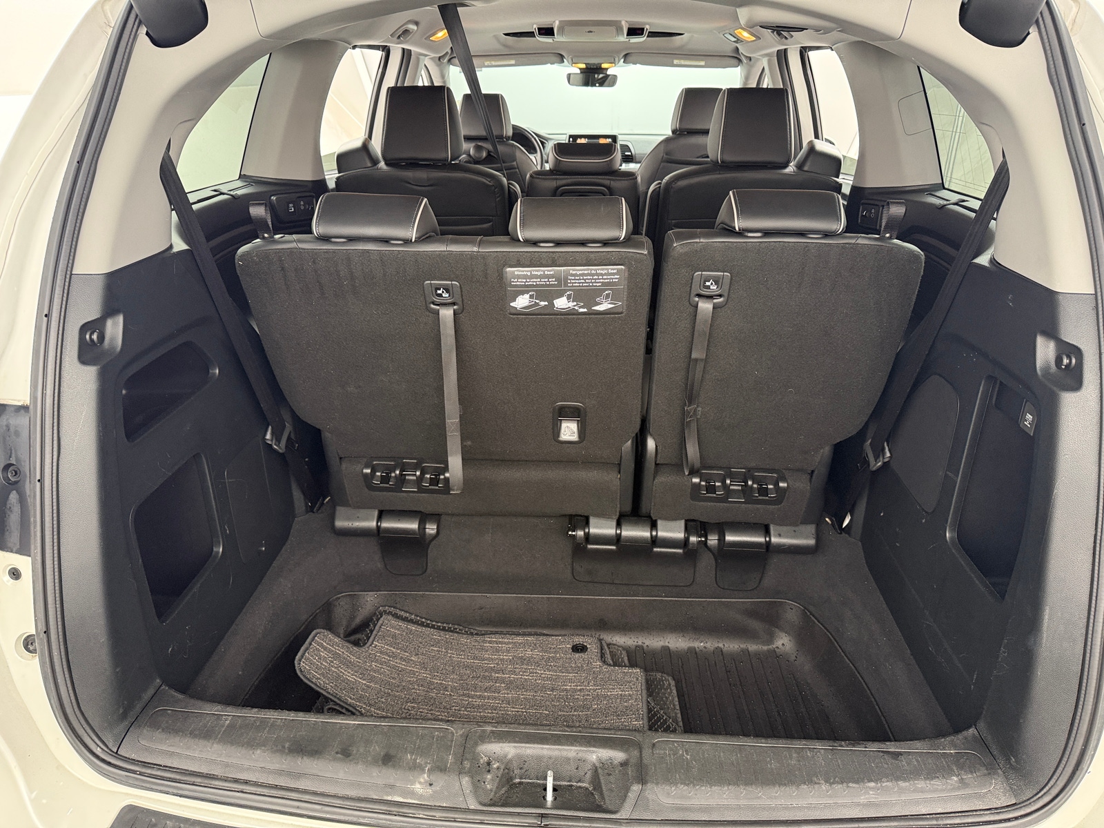 Thumbnail: 2023 Honda Odyssey - 6