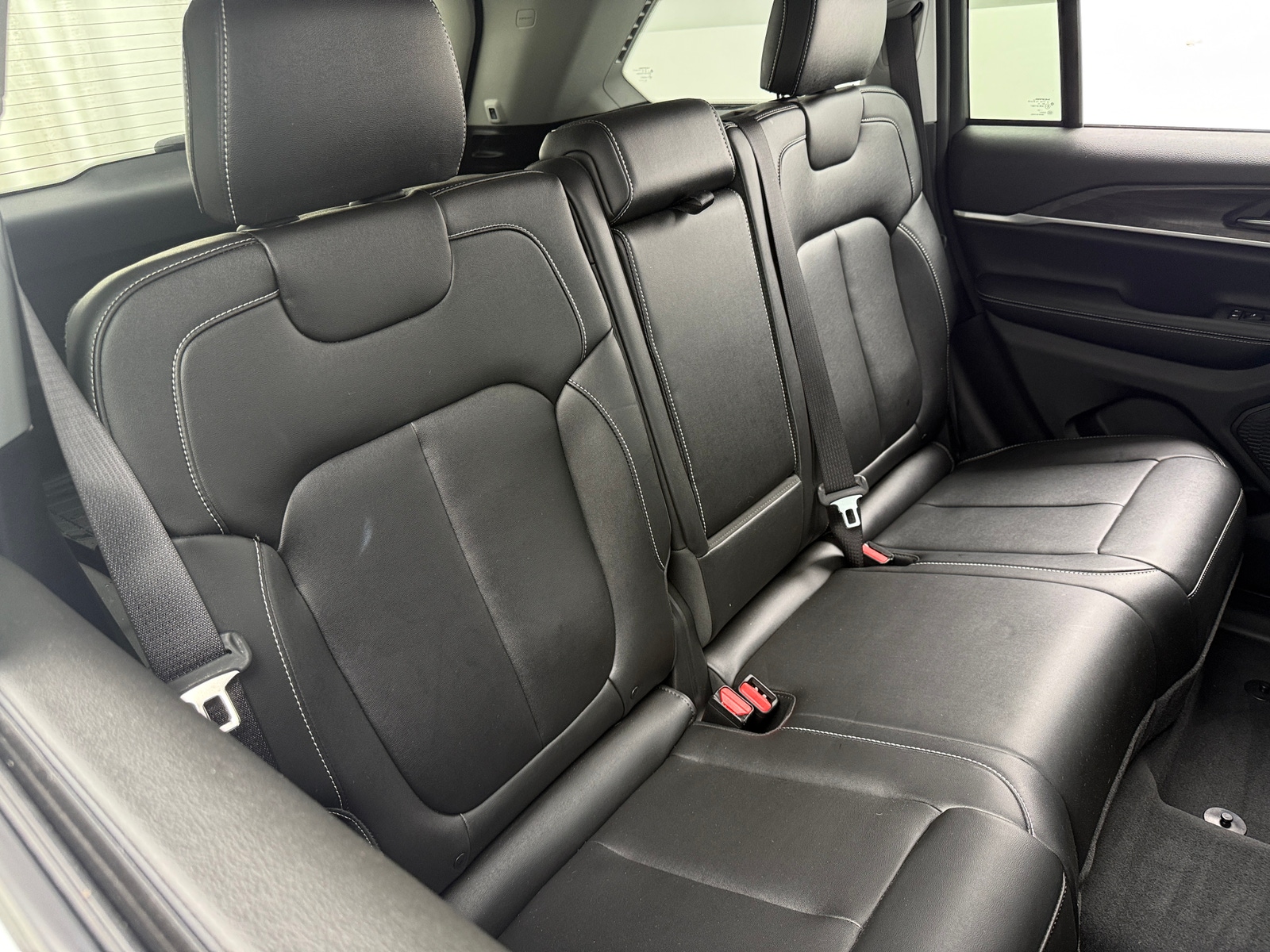 Thumbnail: 2024 Jeep Grand Cherokee - 5