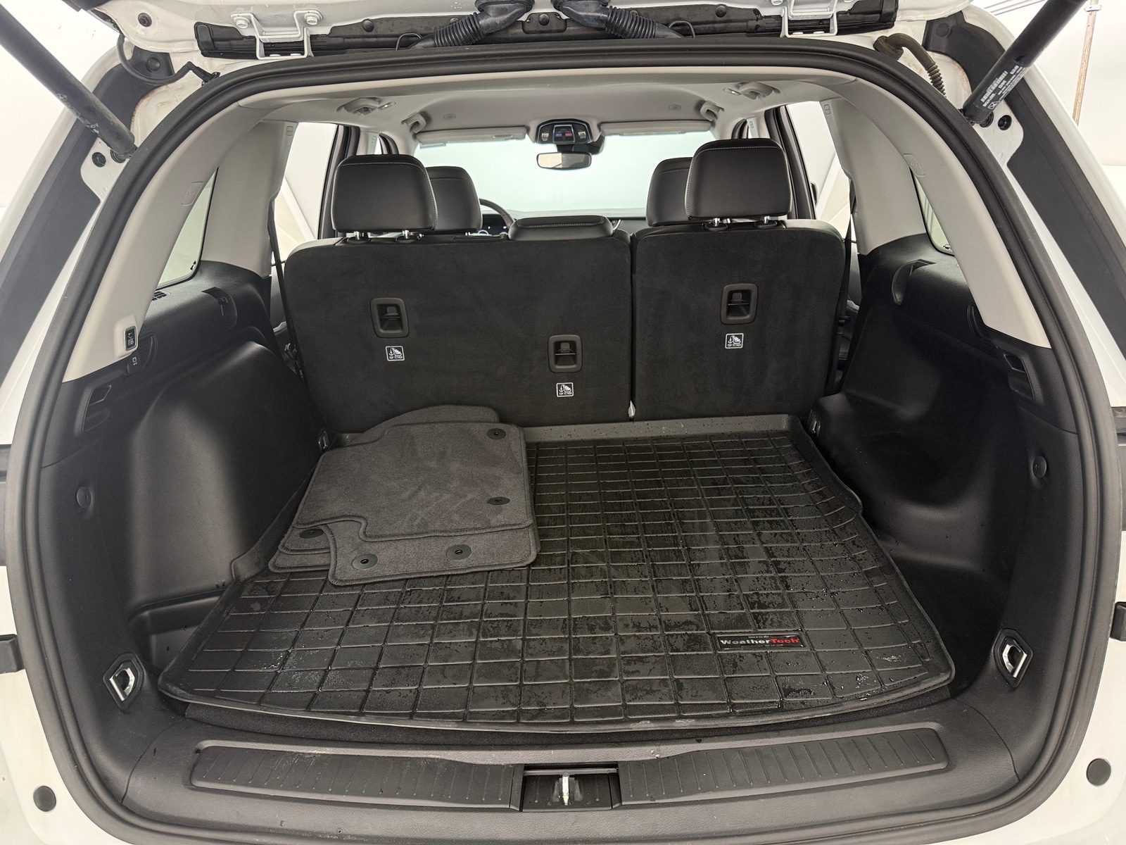 Thumbnail: 2024 Jeep Grand Cherokee - 6