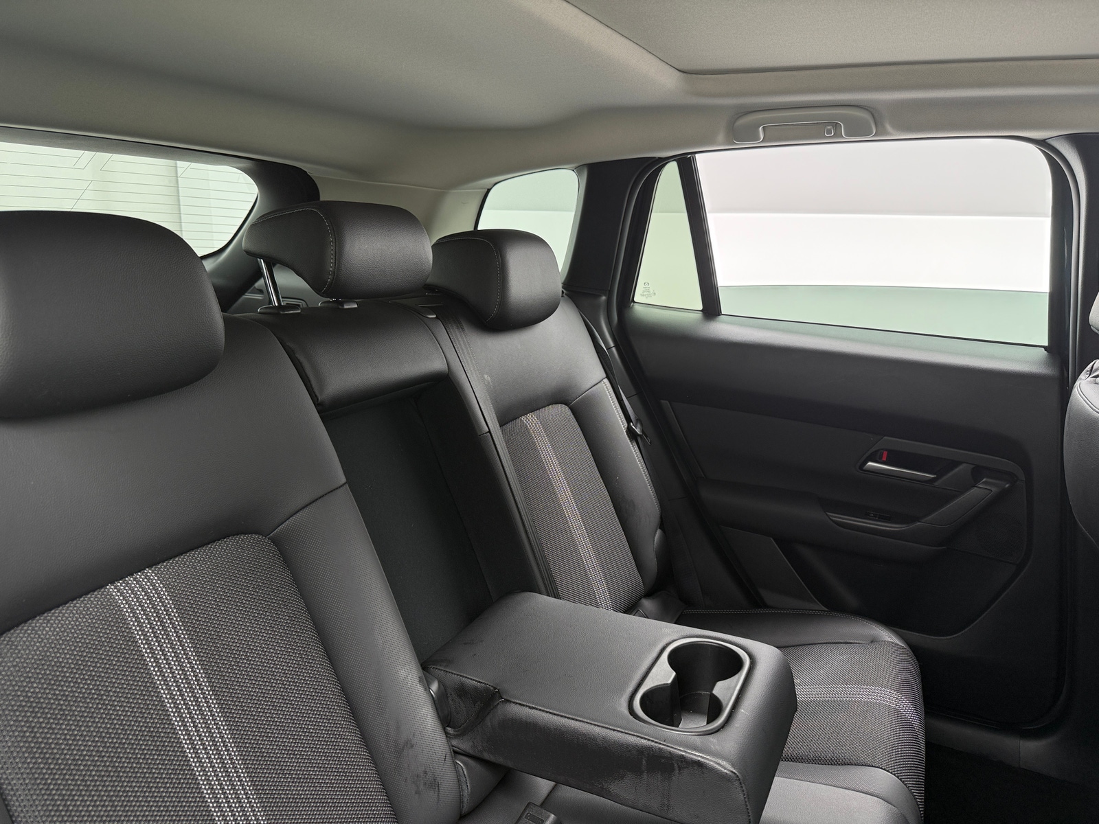 Thumbnail: 2025 Mazda CX-50 - 5