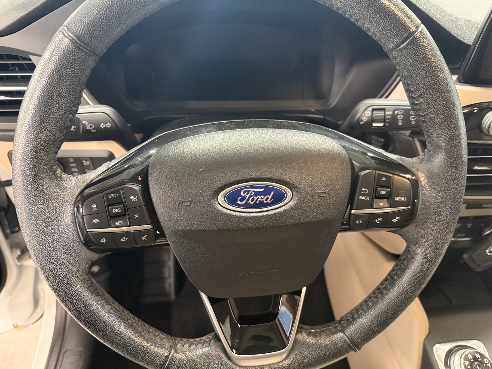 Thumbnail: 2021 Ford Escape - 5