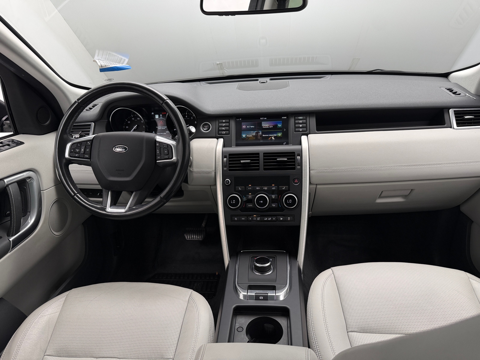 Thumbnail: 2019 Land Rover Discovery Sport - 2