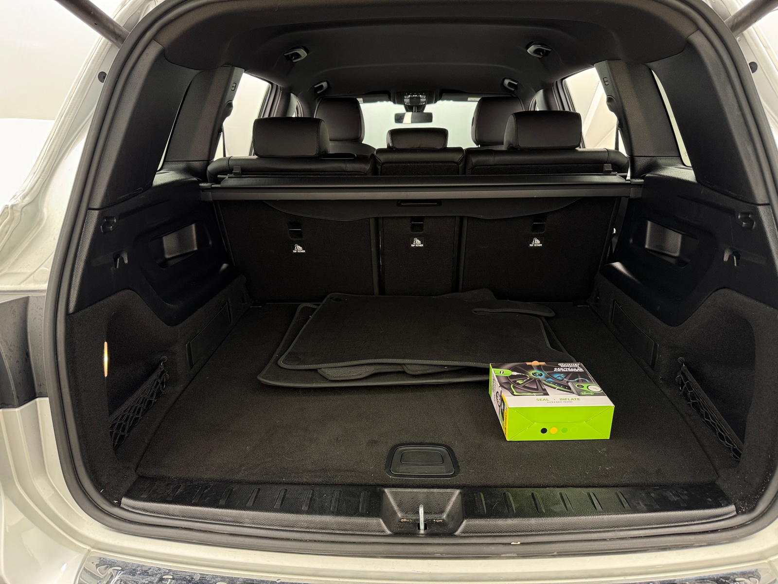 Thumbnail: 2023 Mercedes-Benz GLB - 6