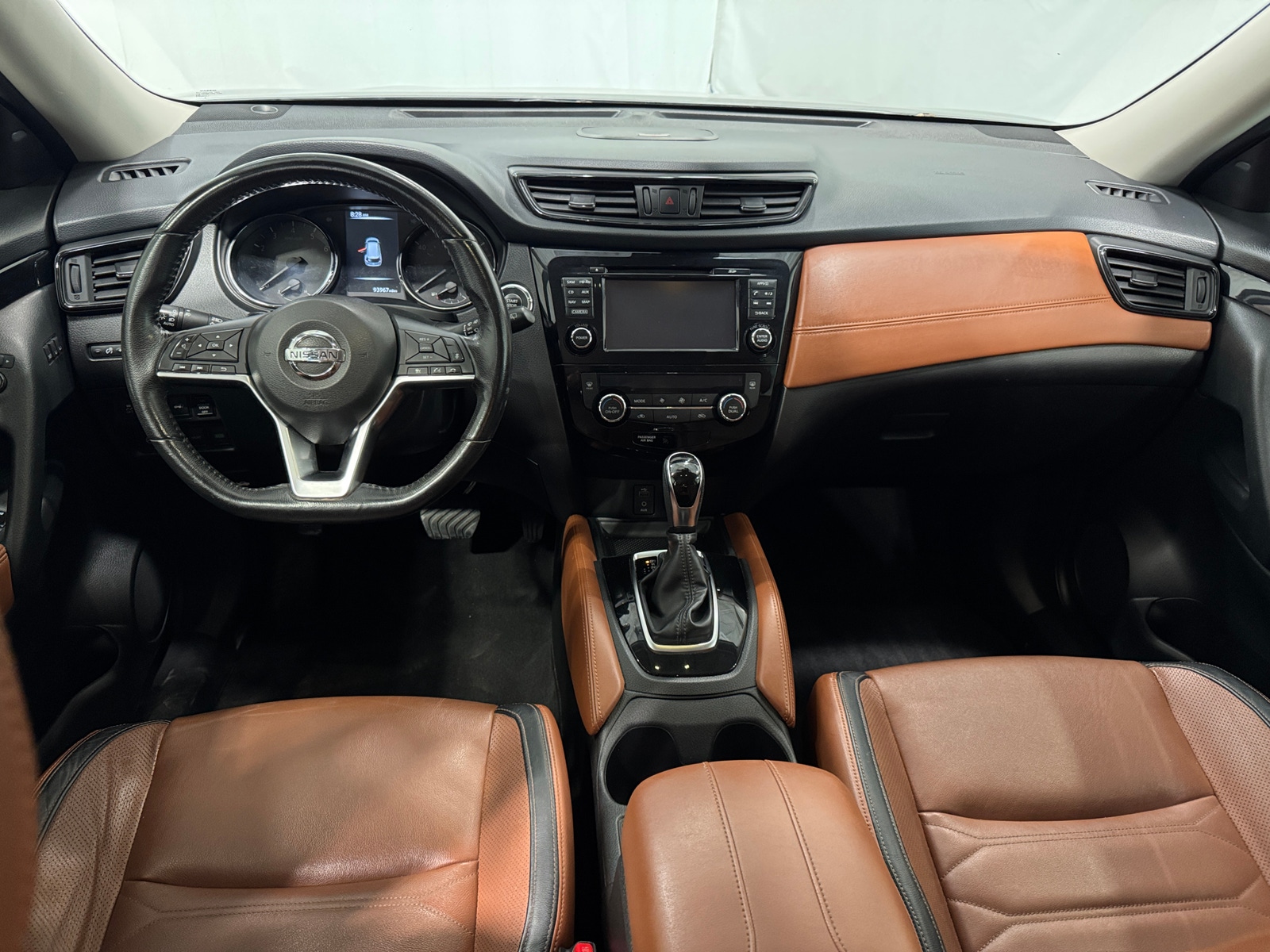 Thumbnail: 2017 Nissan Rogue - 2