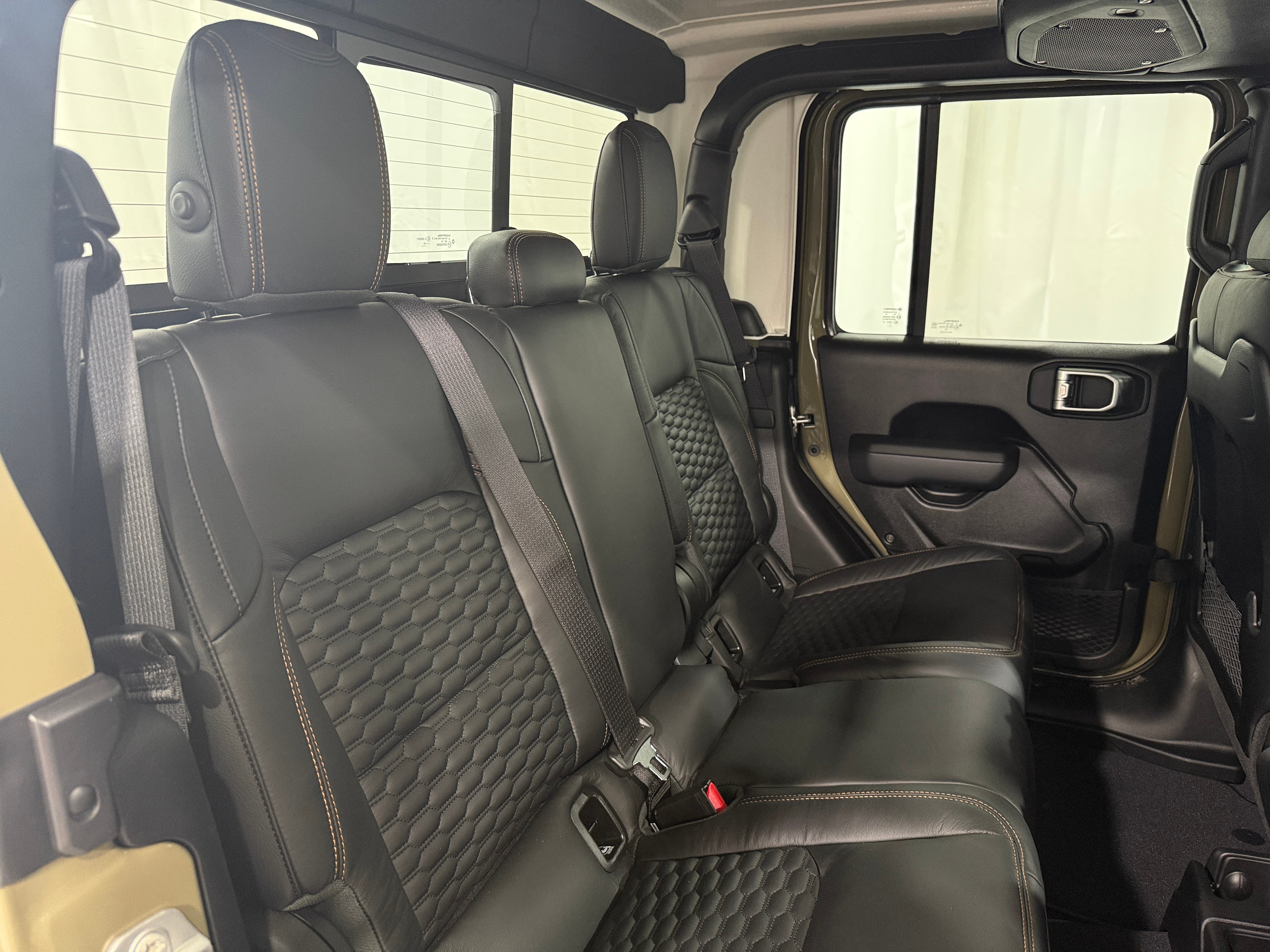 2026 Jeep Gladiator Mojave Auto's photo