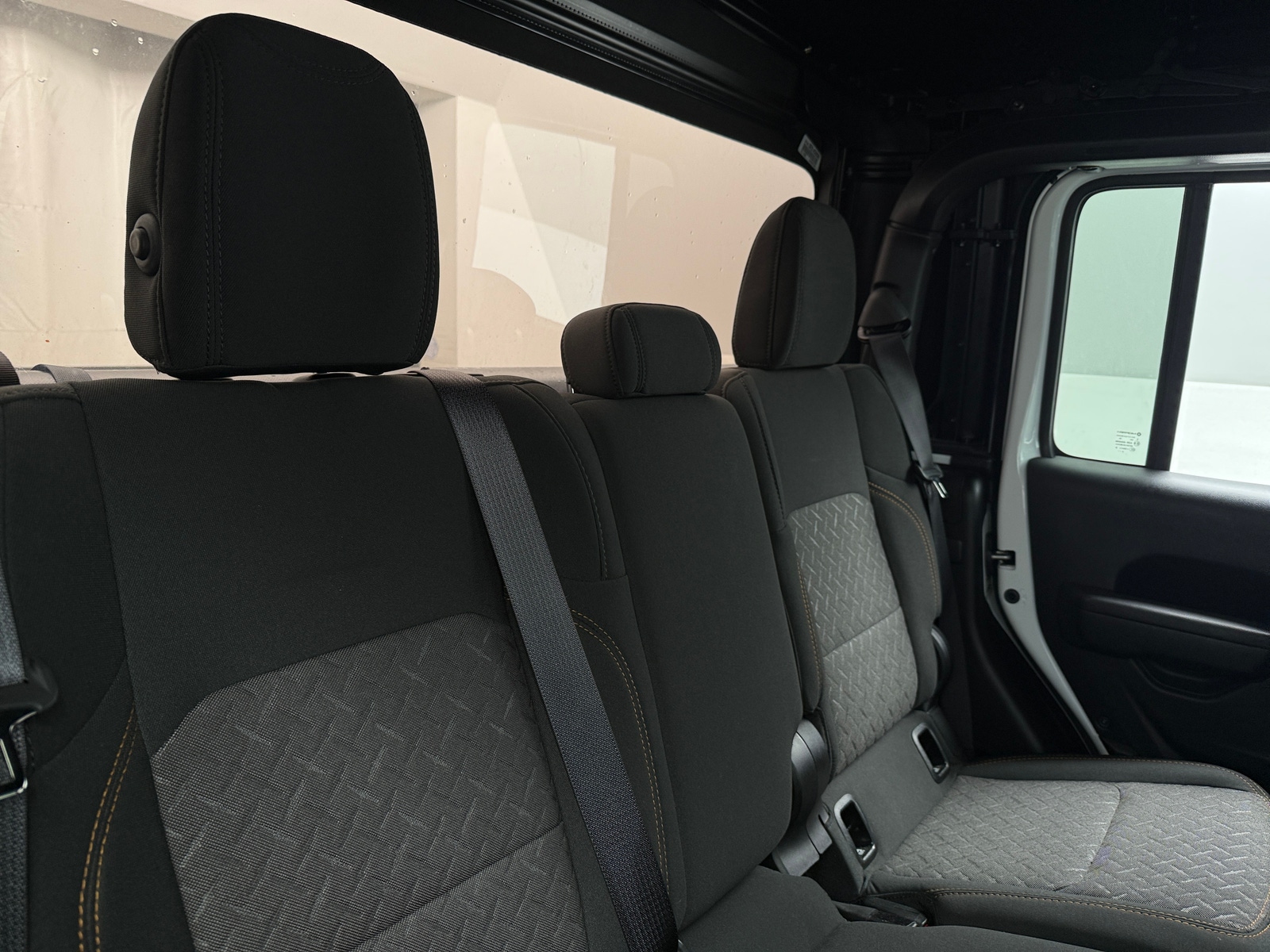 Thumbnail: 2024 Jeep Gladiator - 6