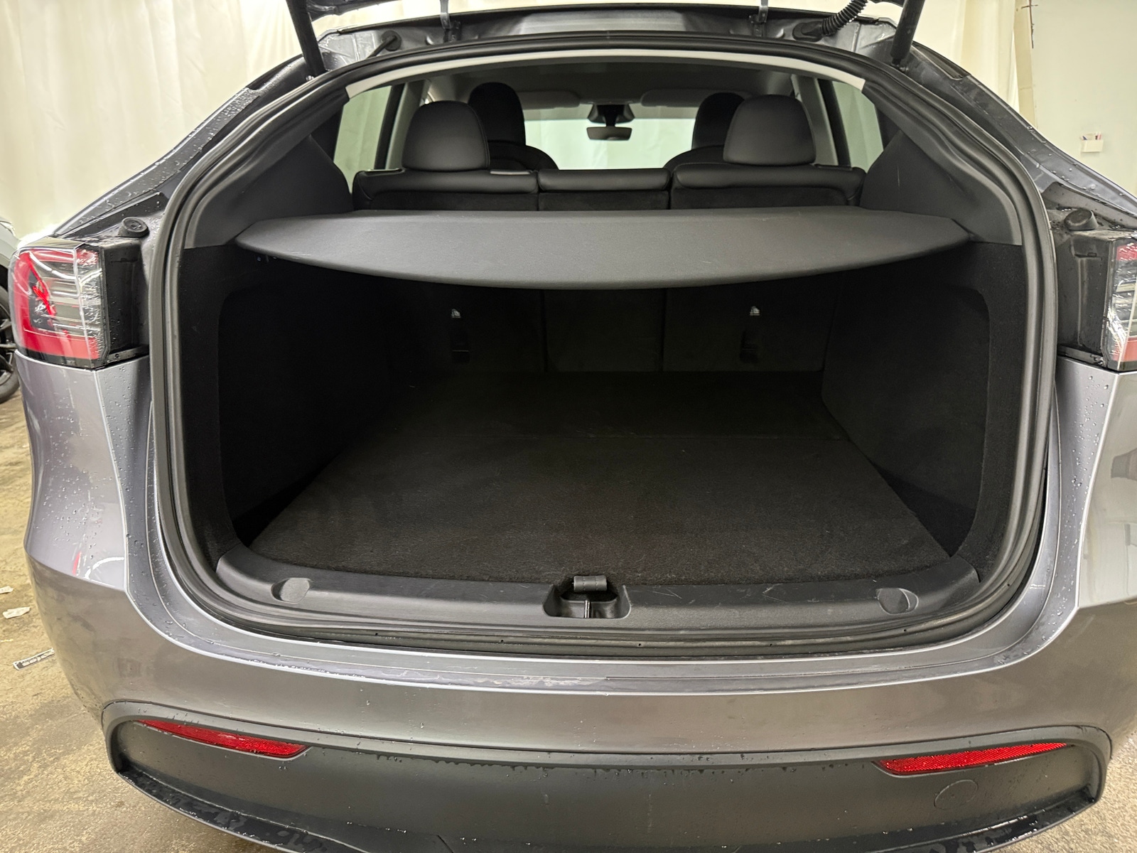 Thumbnail: 2024 Tesla Model Y - 6