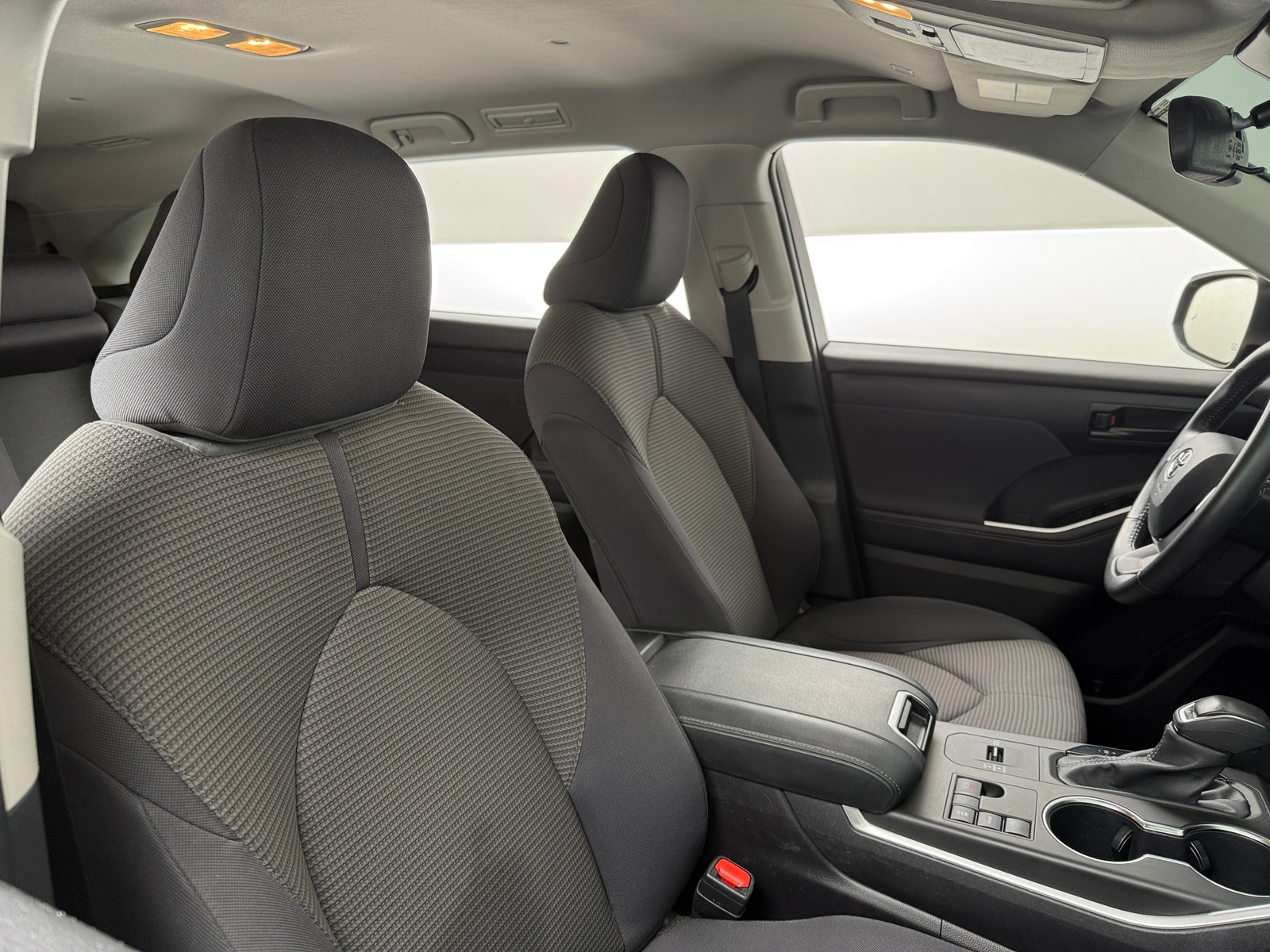 Thumbnail: 2025 Toyota Highlander - 2