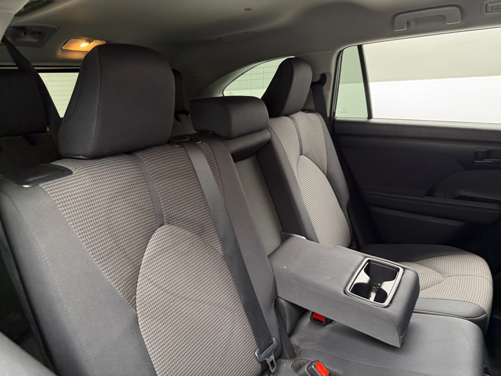 Thumbnail: 2025 Toyota Highlander - 6