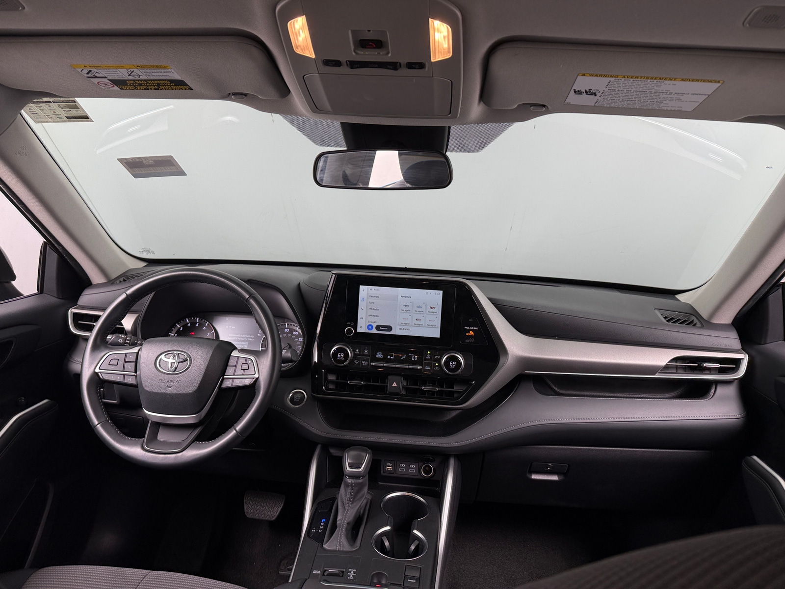 Thumbnail: 2025 Toyota Highlander - 3
