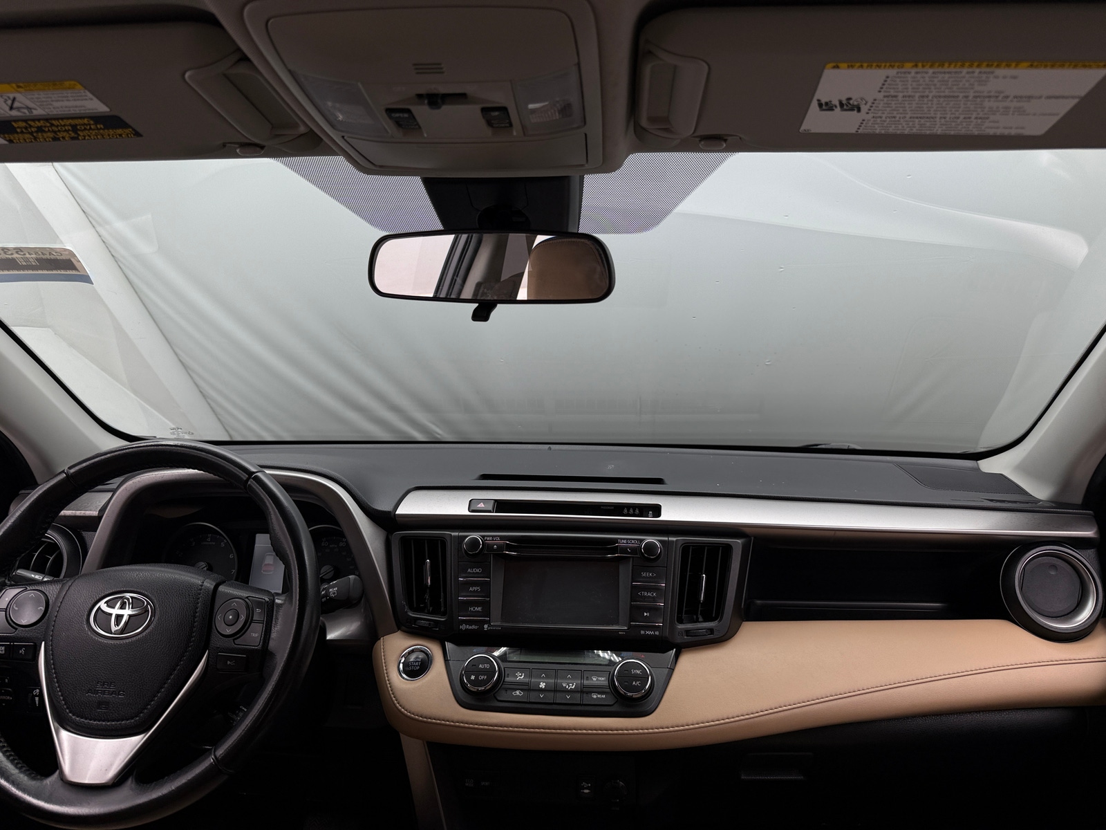 Thumbnail: 2018 Toyota RAV4 - 3