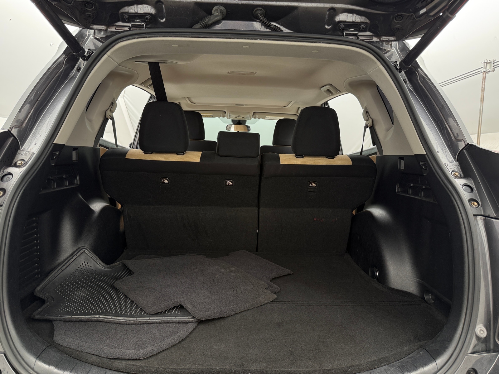 Thumbnail: 2018 Toyota RAV4 - 7