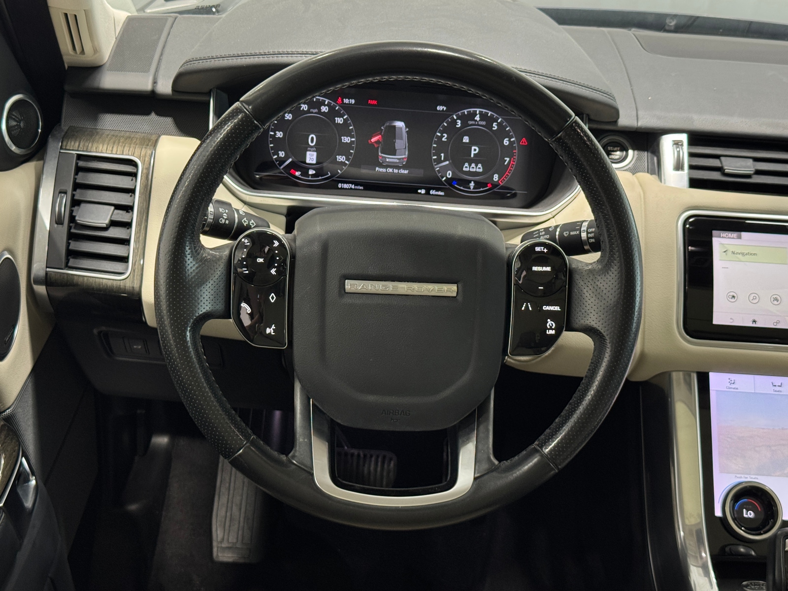 Thumbnail: 2020 Land Rover Range Rover Sport - 4