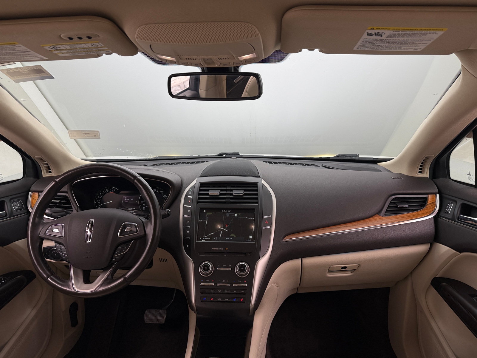 Thumbnail: 2016 Lincoln MKC - 2