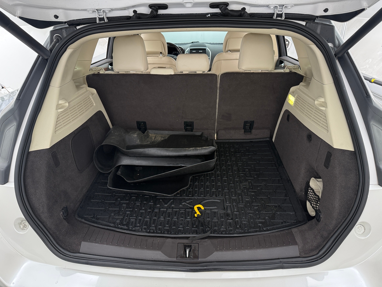 Thumbnail: 2016 Lincoln MKC - 6