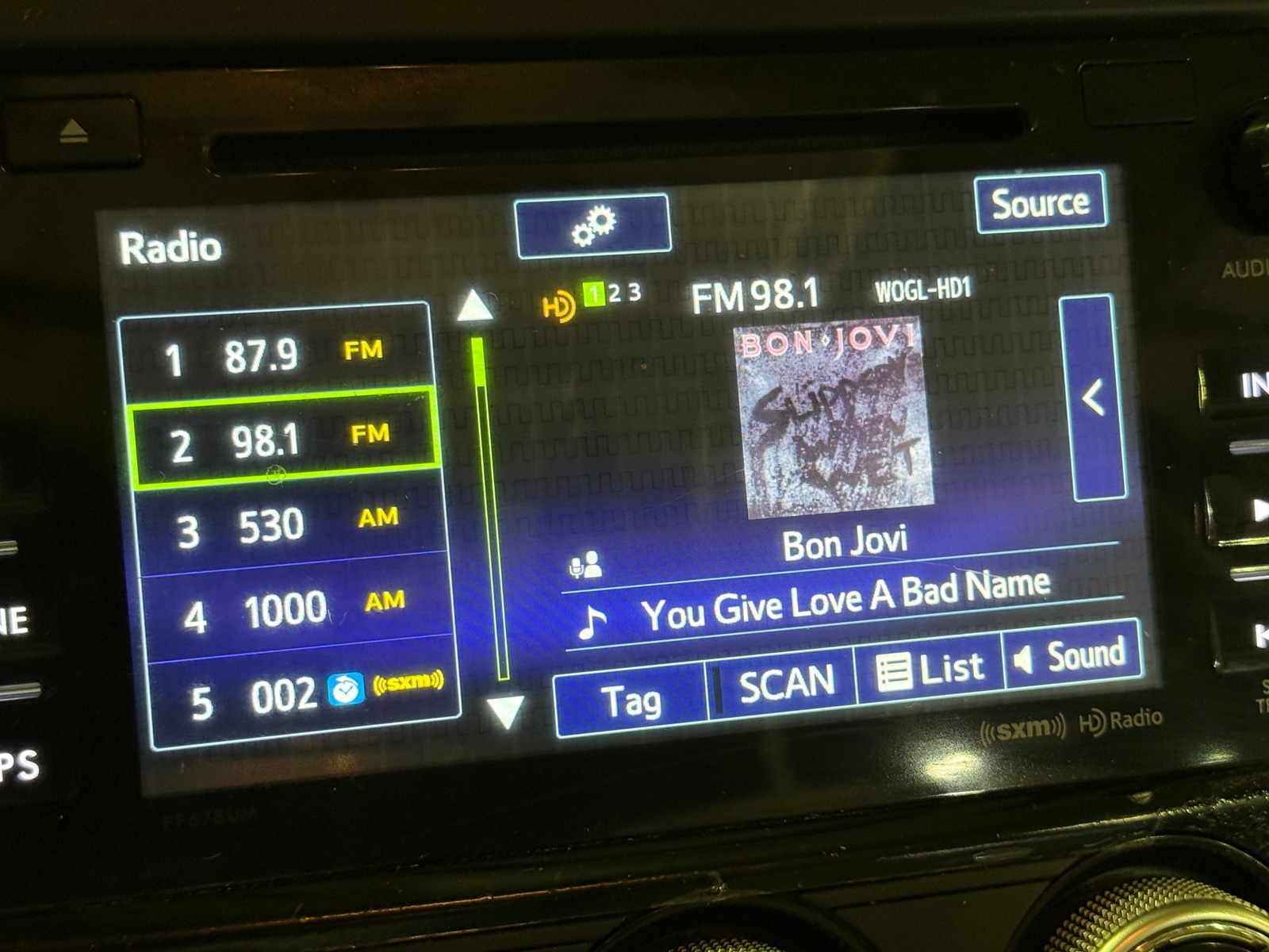 Thumbnail: 2017 Subaru Forester - 4