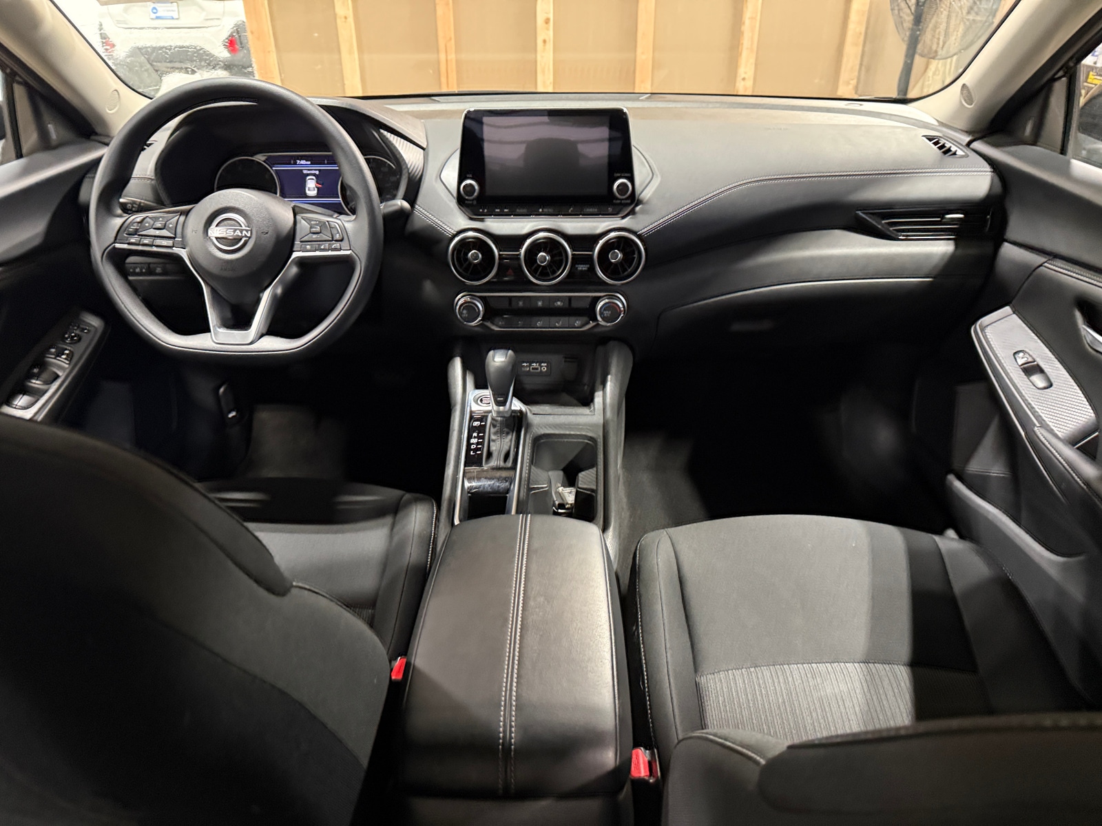 Thumbnail: 2025 Nissan Sentra - 3