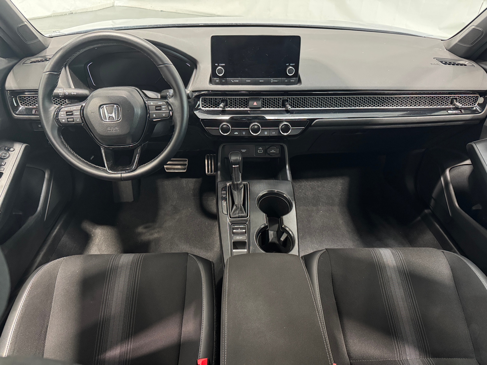 Thumbnail: 2023 Honda Civic - 3