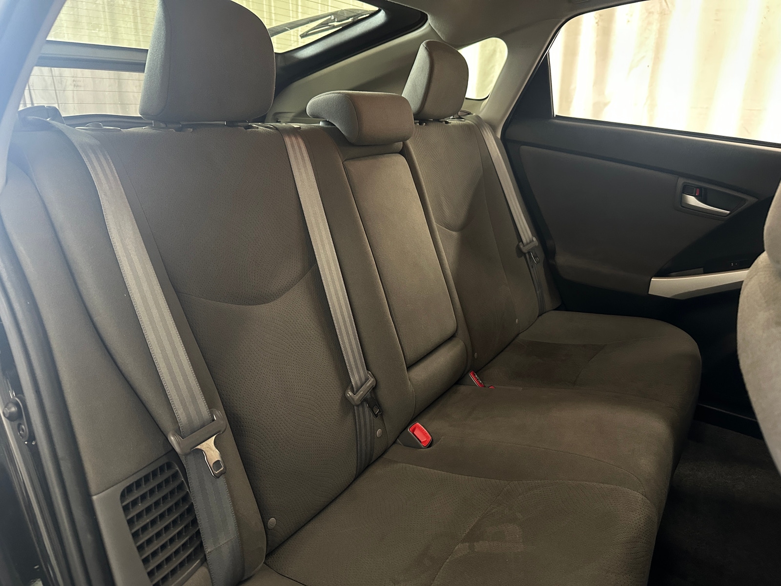 Thumbnail: 2015 Toyota Prius - 6