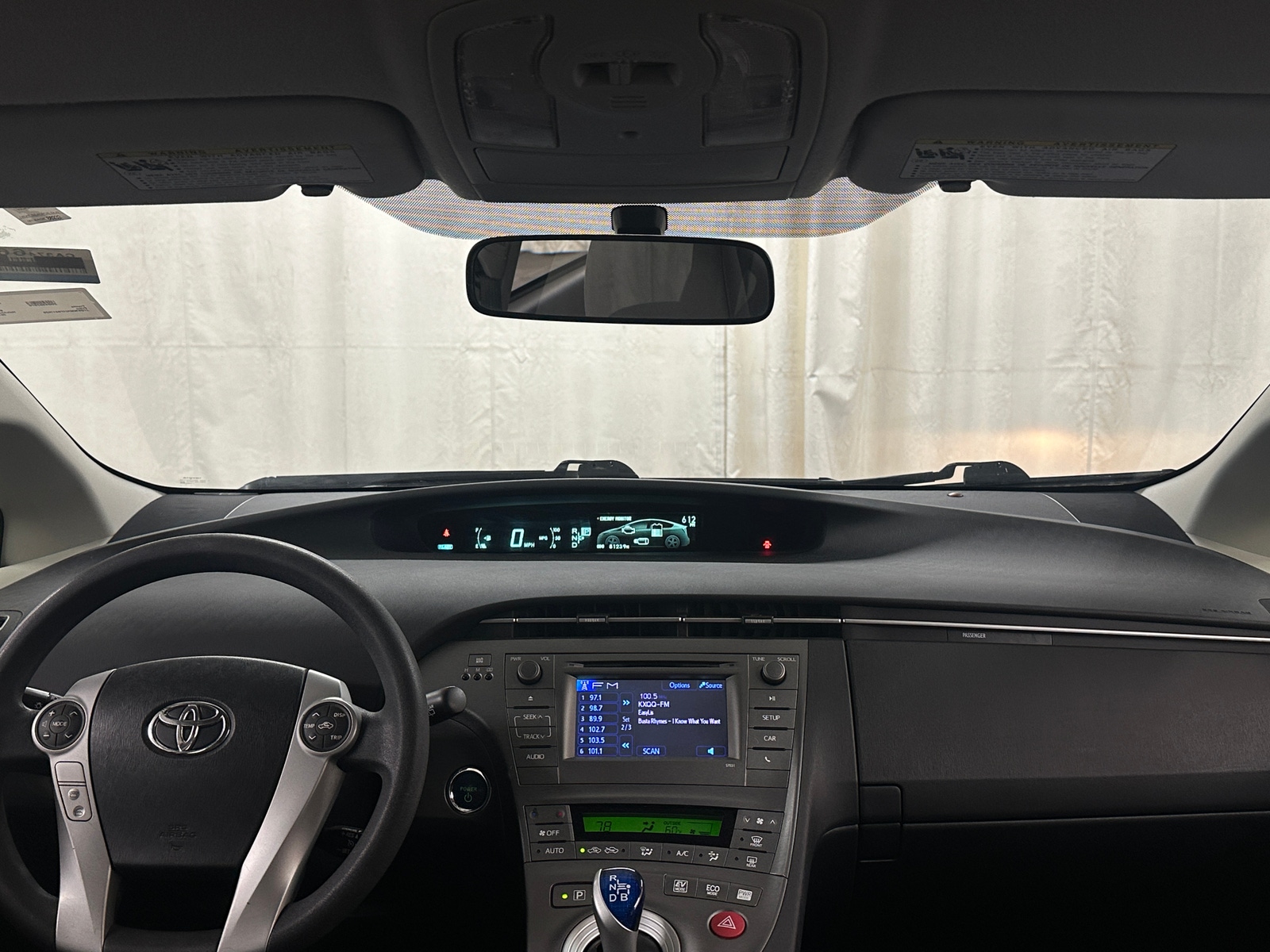 Thumbnail: 2015 Toyota Prius - 3